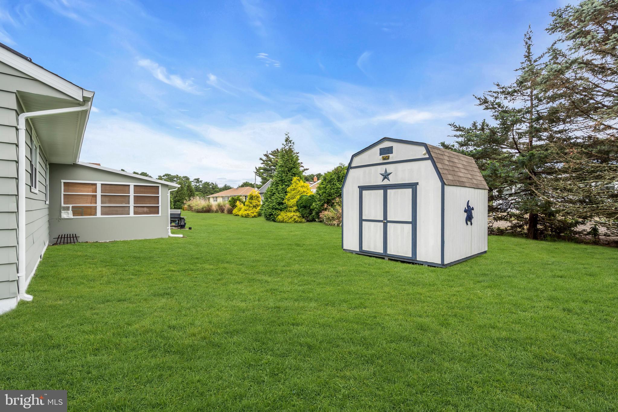 HOLIDAY CITY - WEST - Residential