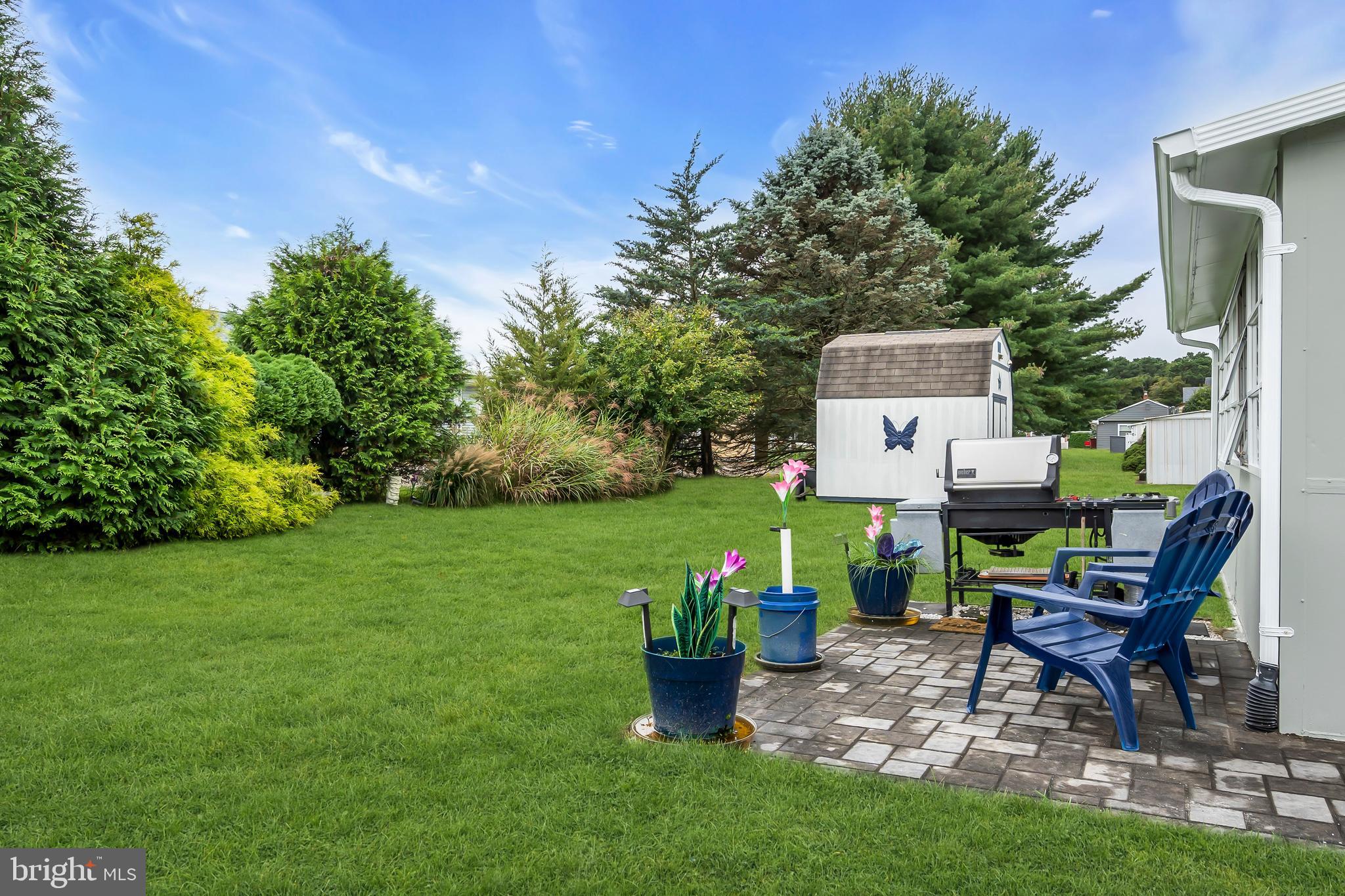 HOLIDAY CITY - WEST - Residential