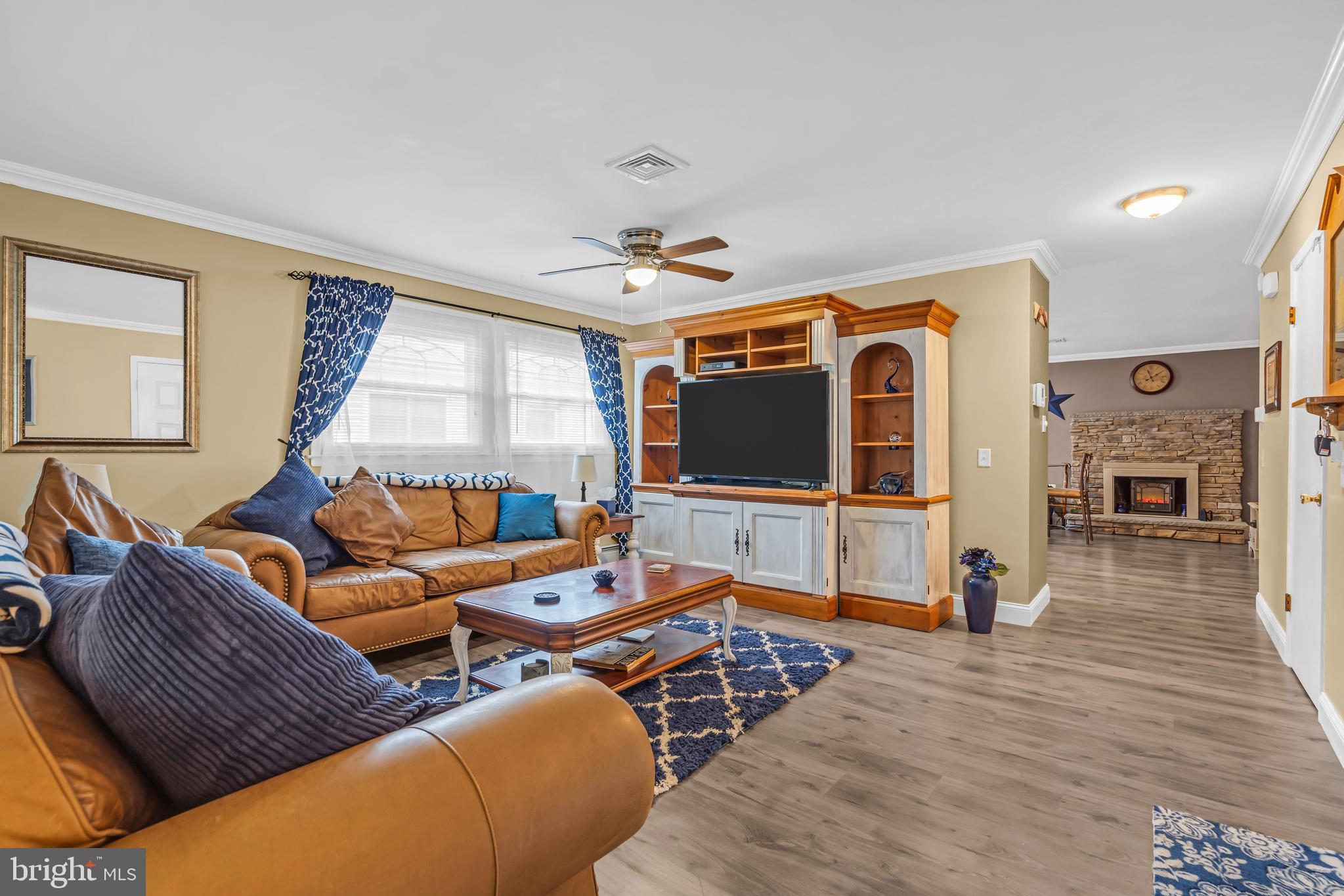 HOLIDAY CITY - WEST - Residential