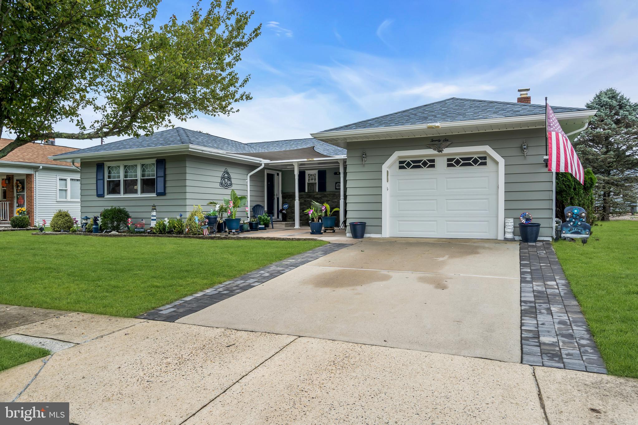 HOLIDAY CITY - WEST - Residential