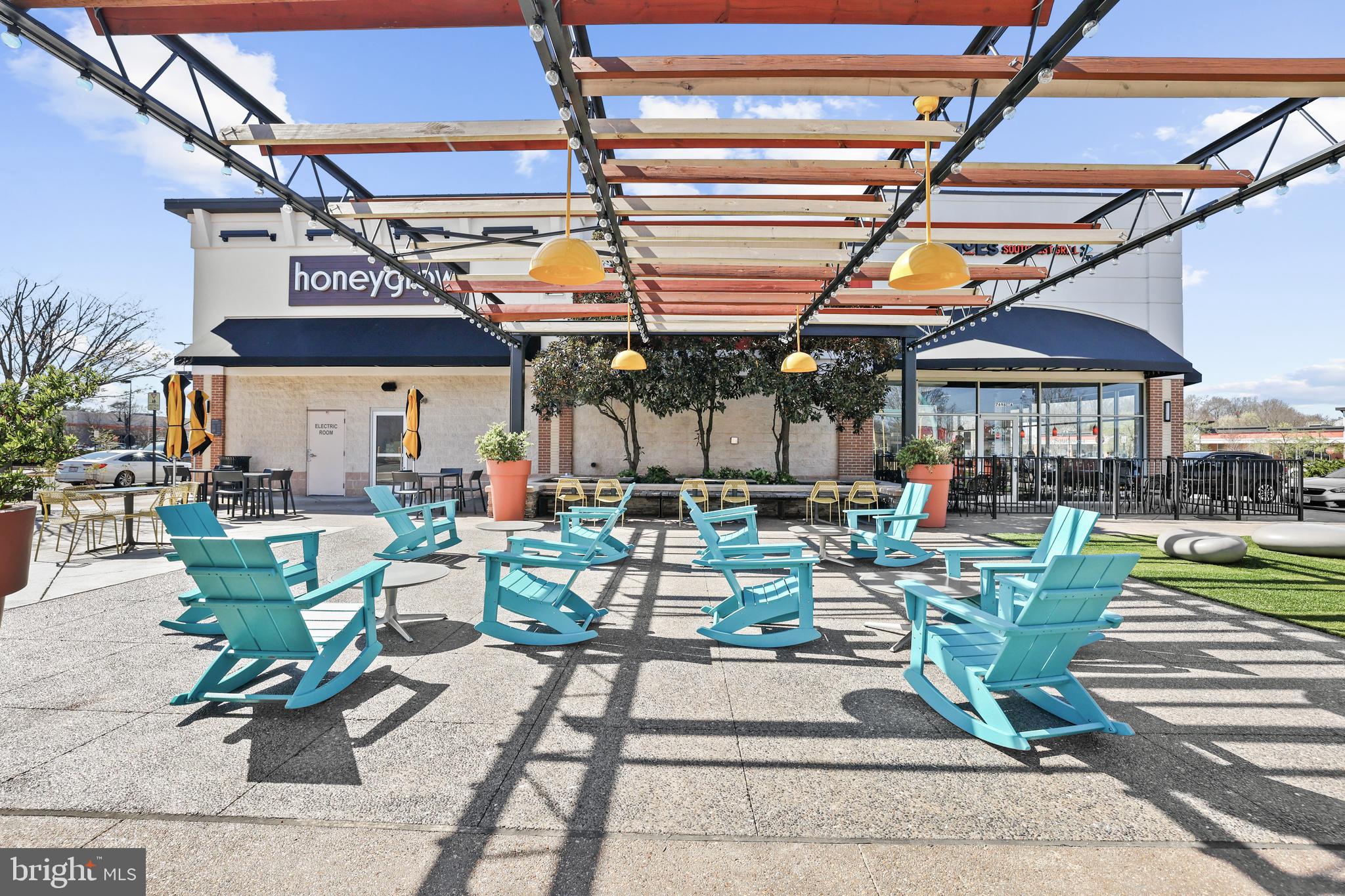 GROVETON WOODS - Residential