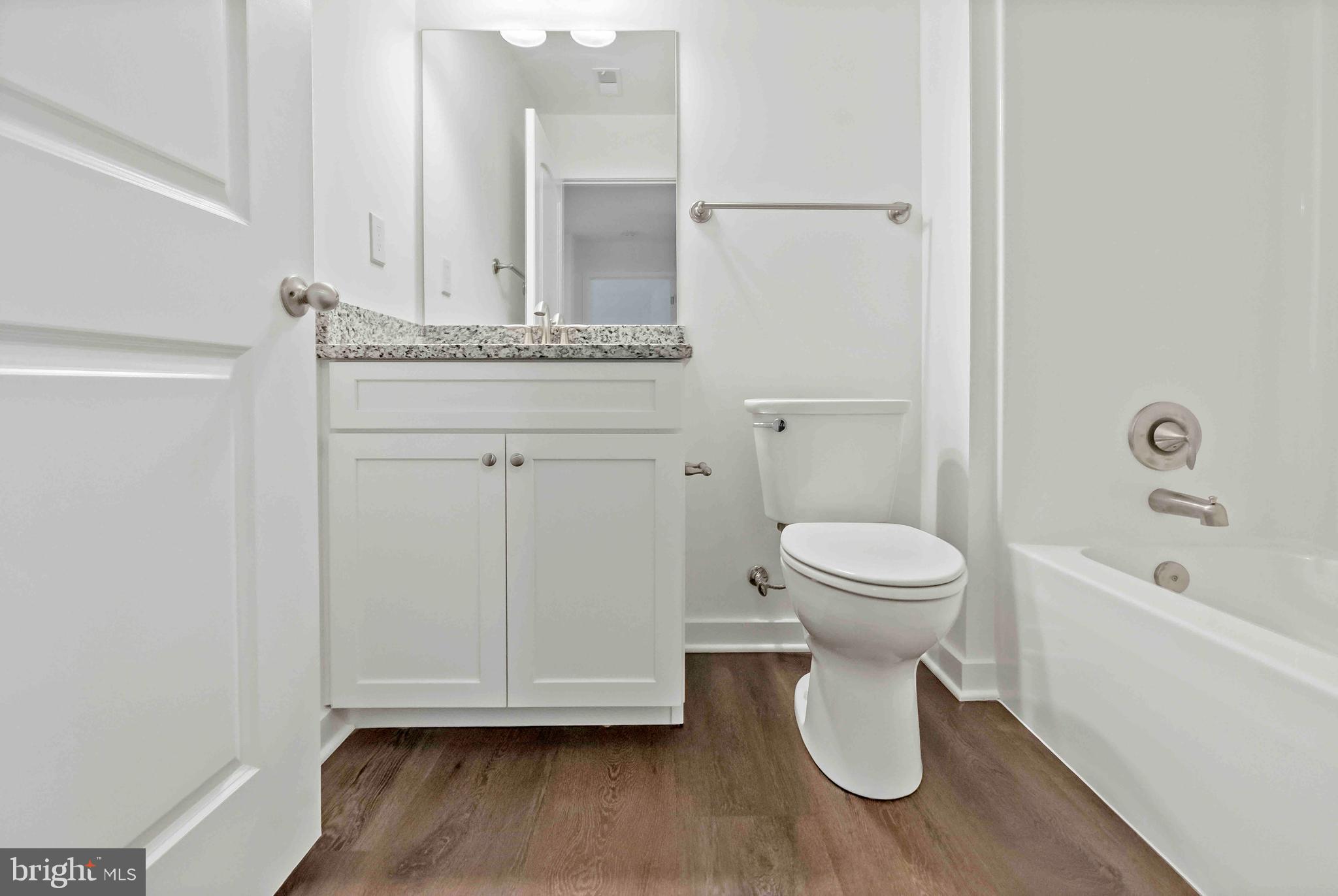 CARDINAL POINTE - Residential