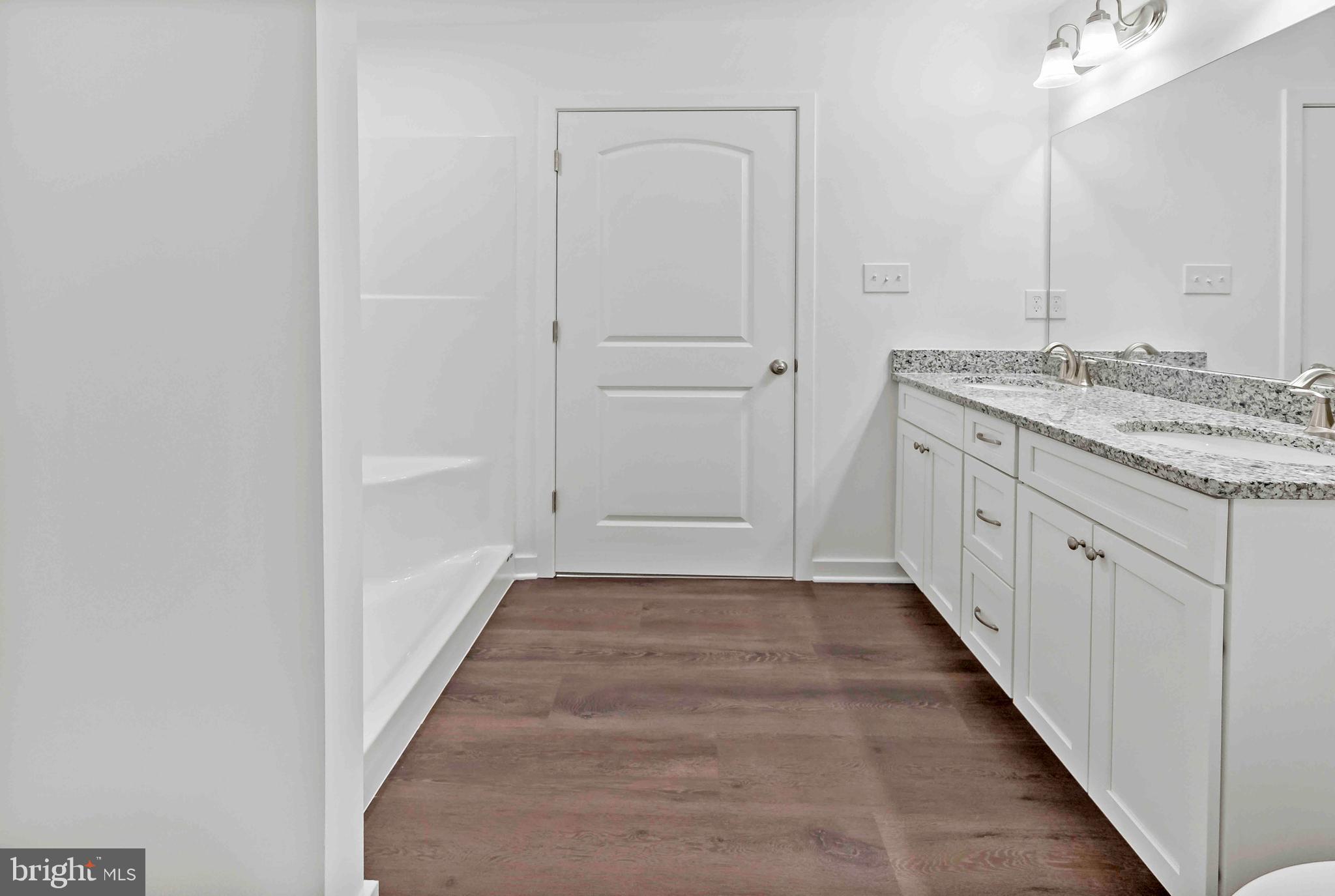 CARDINAL POINTE - Residential