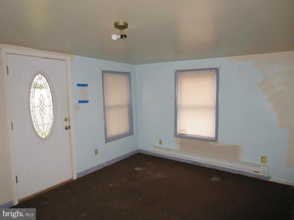 HAGERSTOWN - Residential