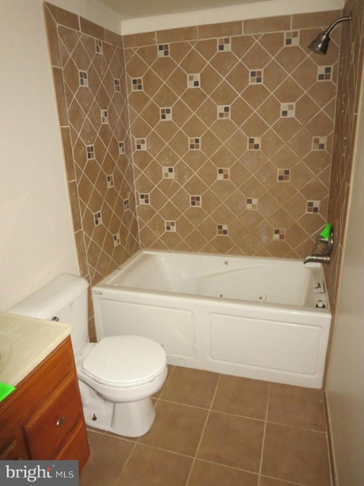 HAGERSTOWN - Residential