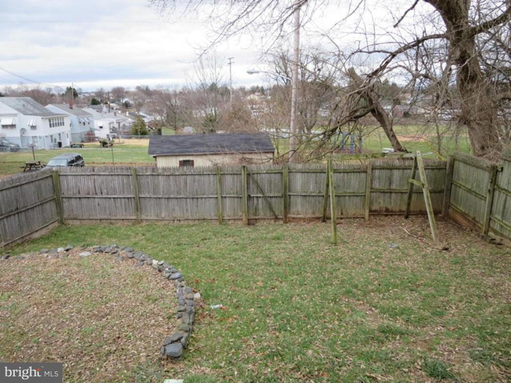 HAGERSTOWN - Residential