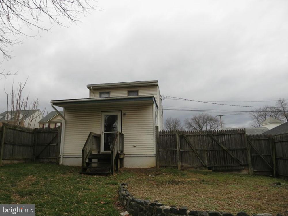 HAGERSTOWN - Residential