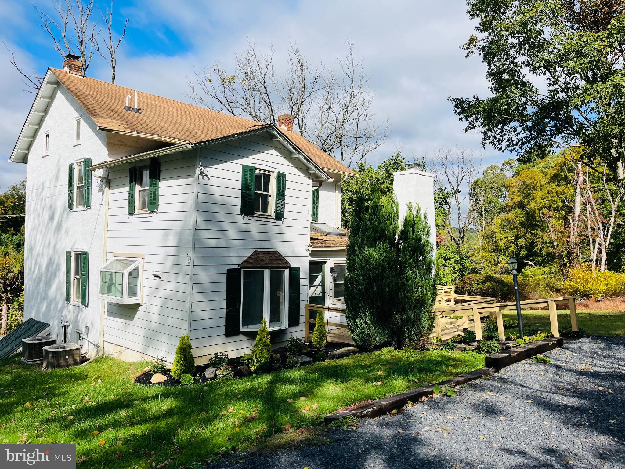 WEST VINCENT - Residential