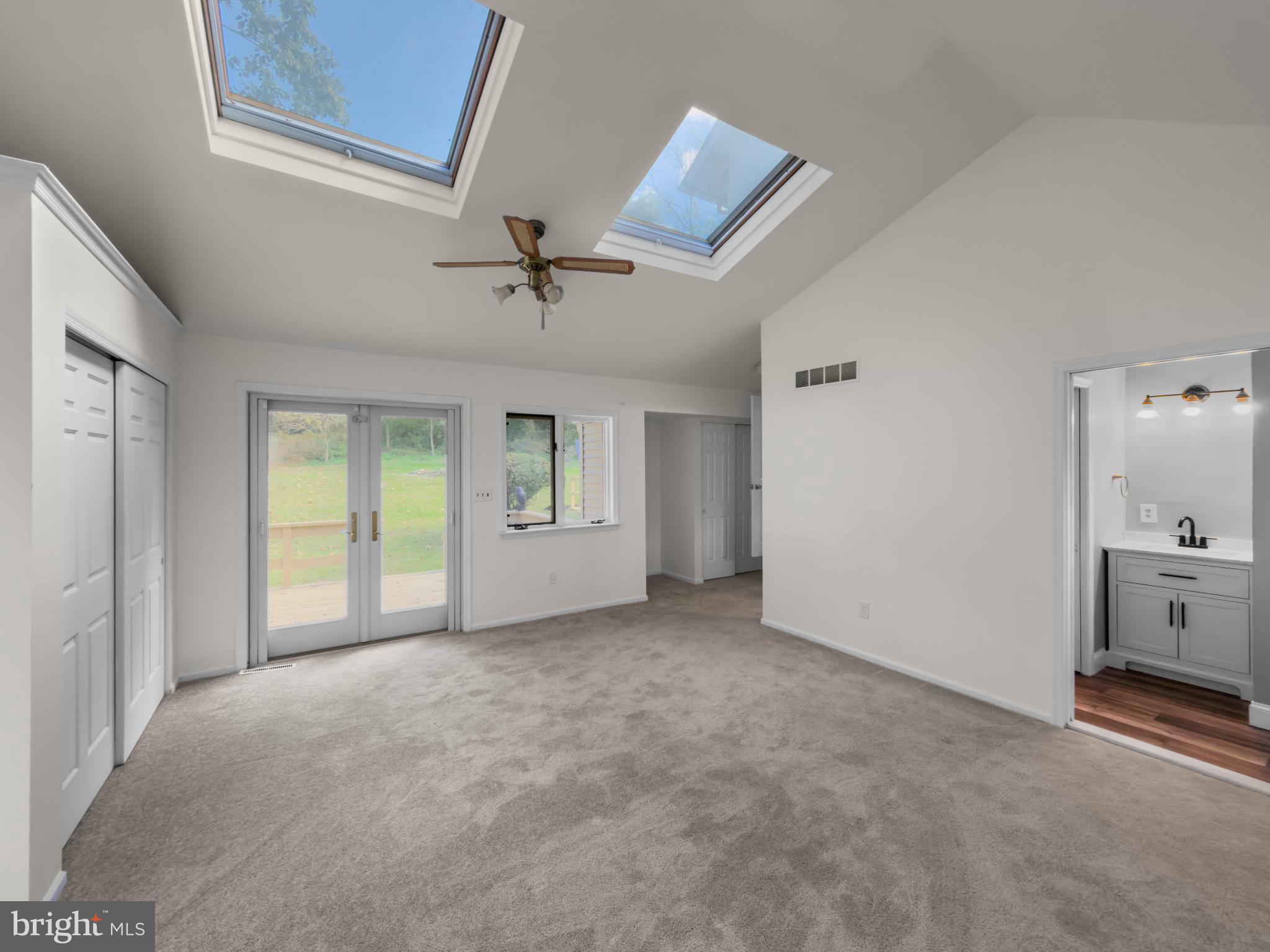 WEST VINCENT - Residential