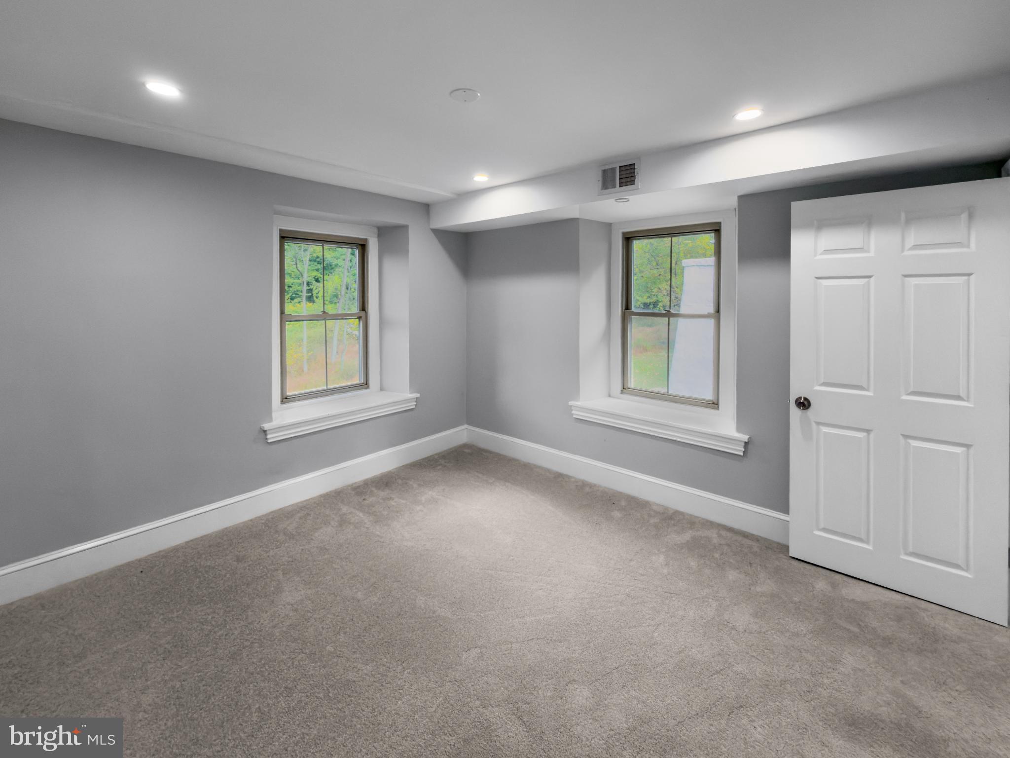 WEST VINCENT - Residential