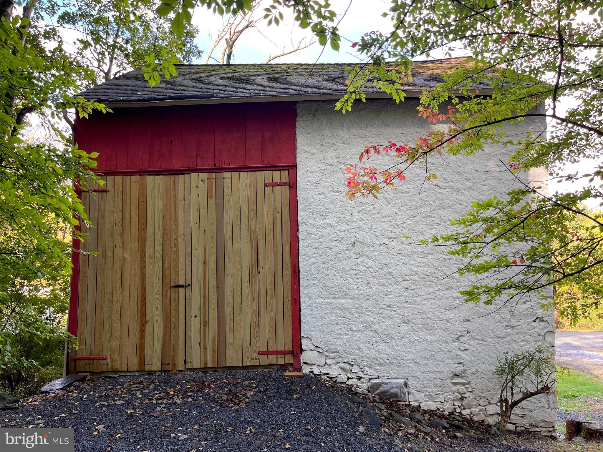 WEST VINCENT - Residential