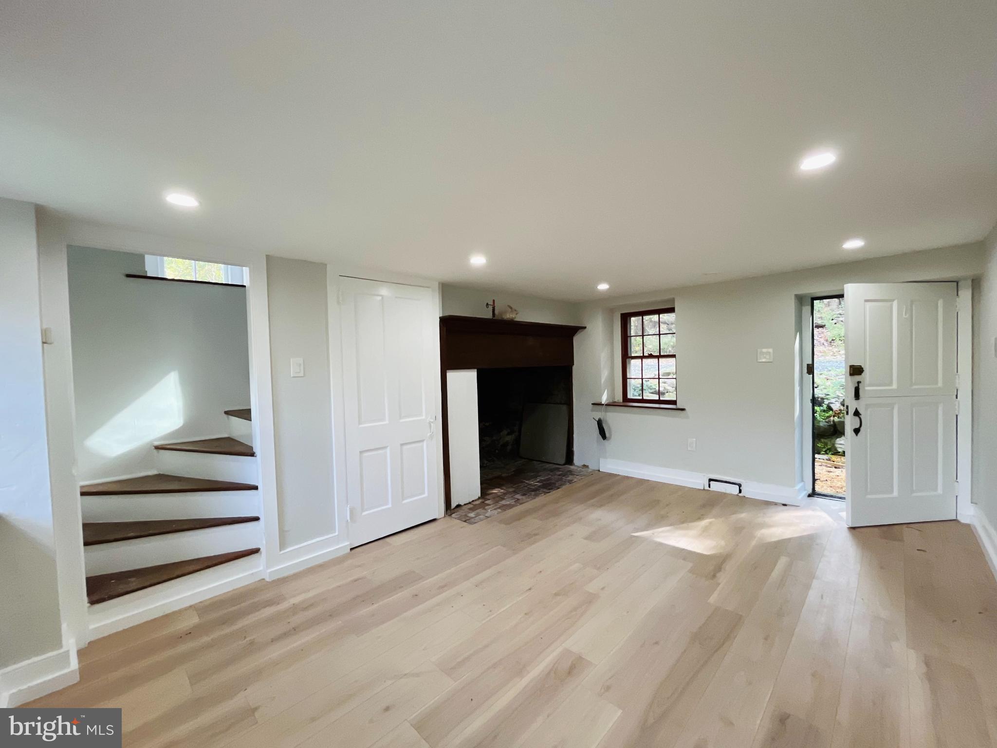 WEST VINCENT - Residential