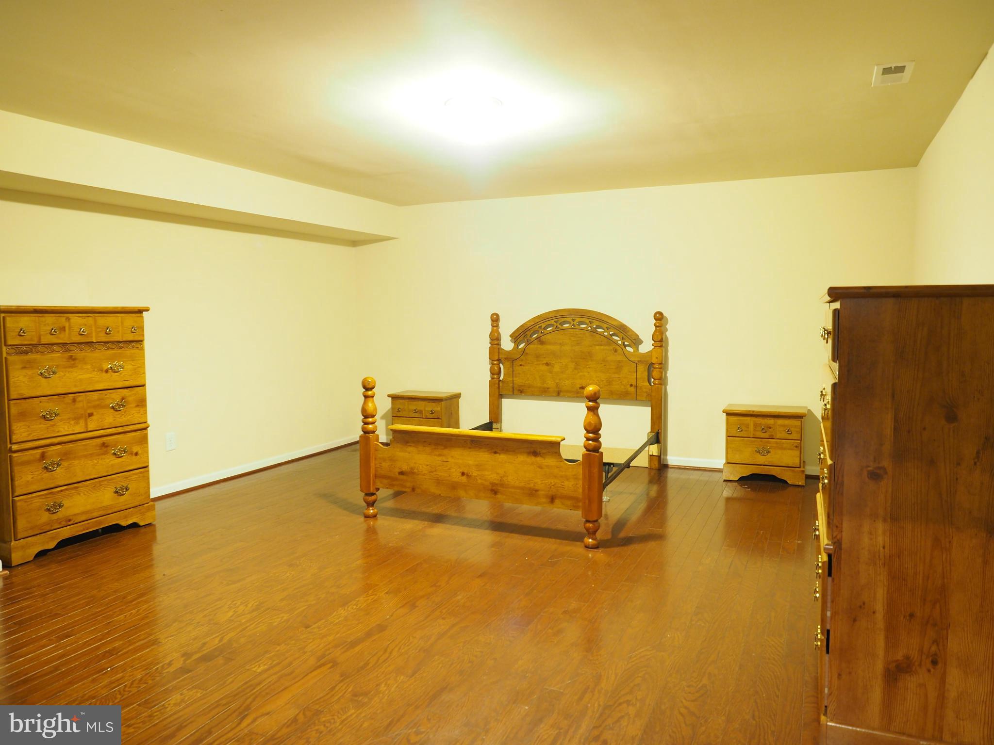 SPRUCE HILL ESTATES - Residential