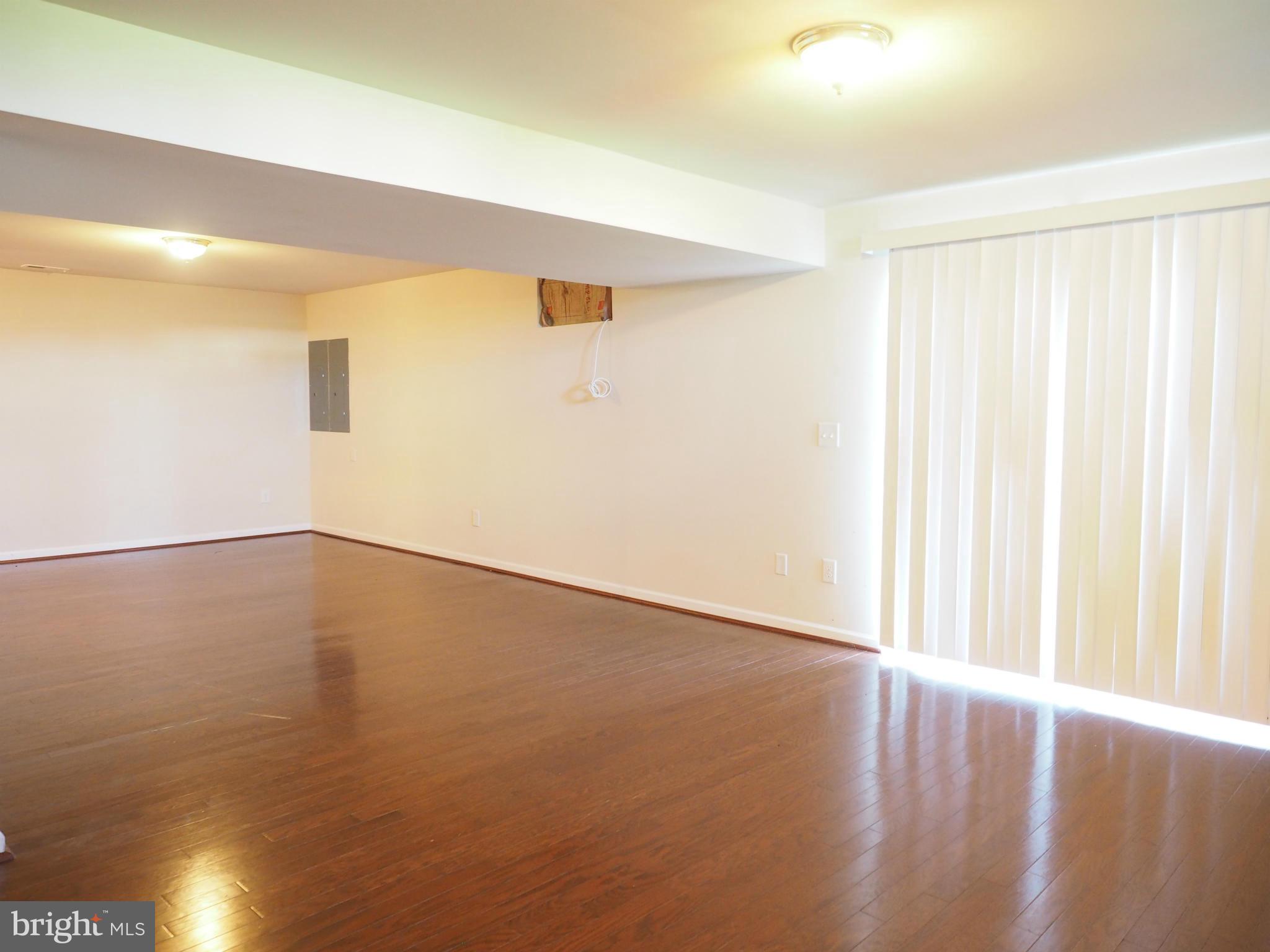 SPRUCE HILL ESTATES - Residential