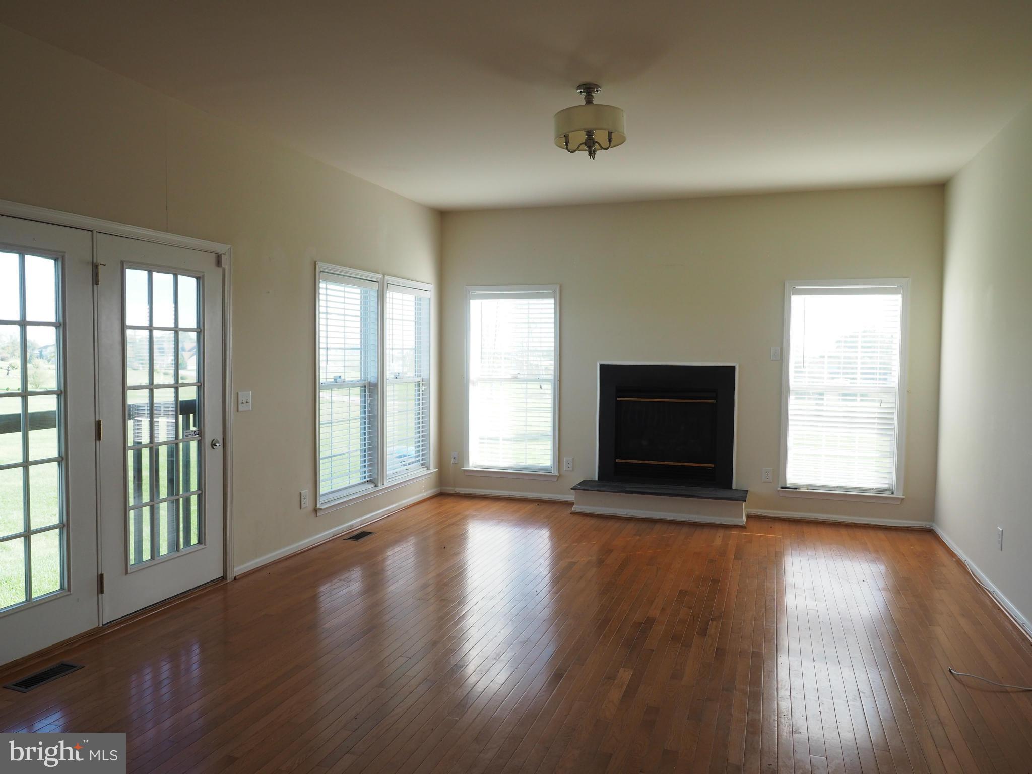 SPRUCE HILL ESTATES - Residential