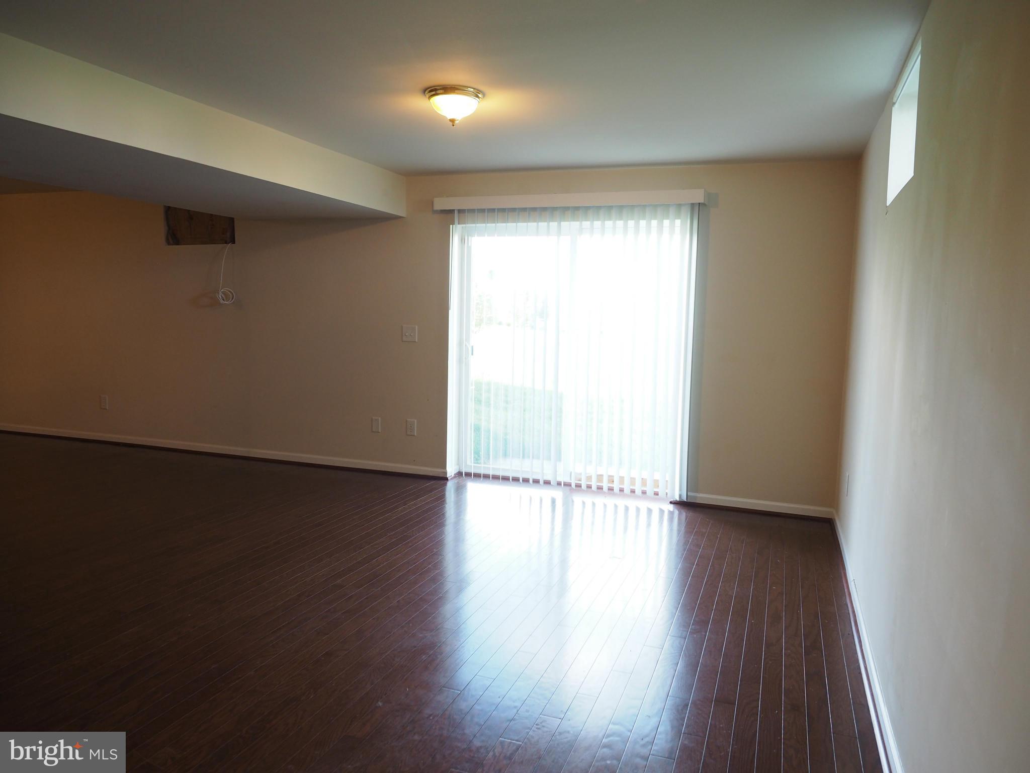 SPRUCE HILL ESTATES - Residential