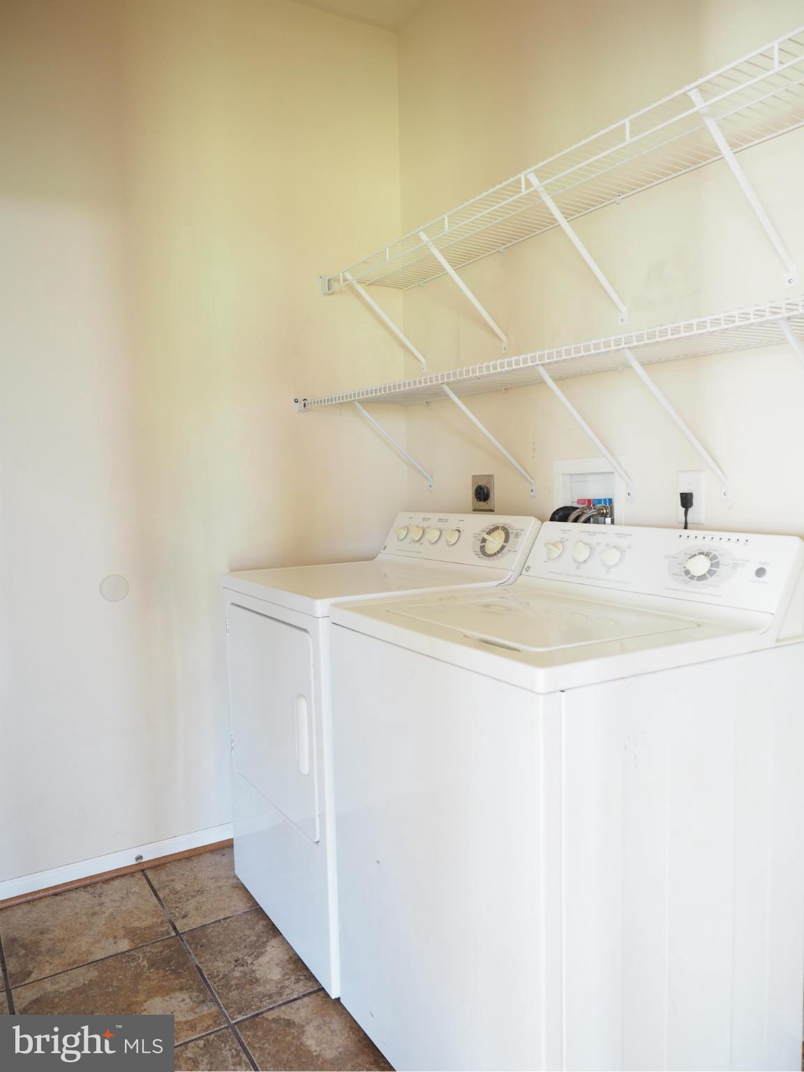 SPRUCE HILL ESTATES - Residential