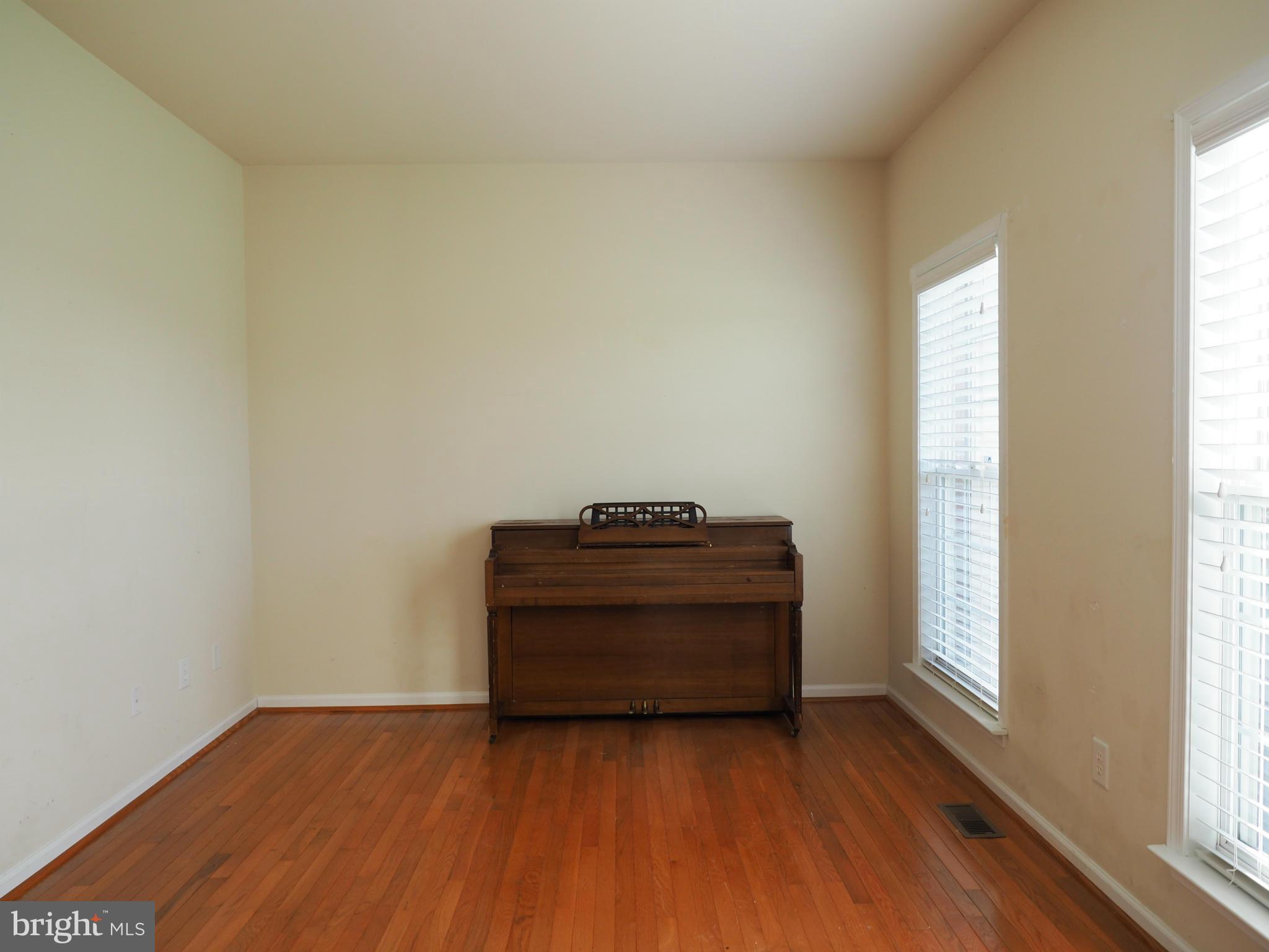 SPRUCE HILL ESTATES - Residential