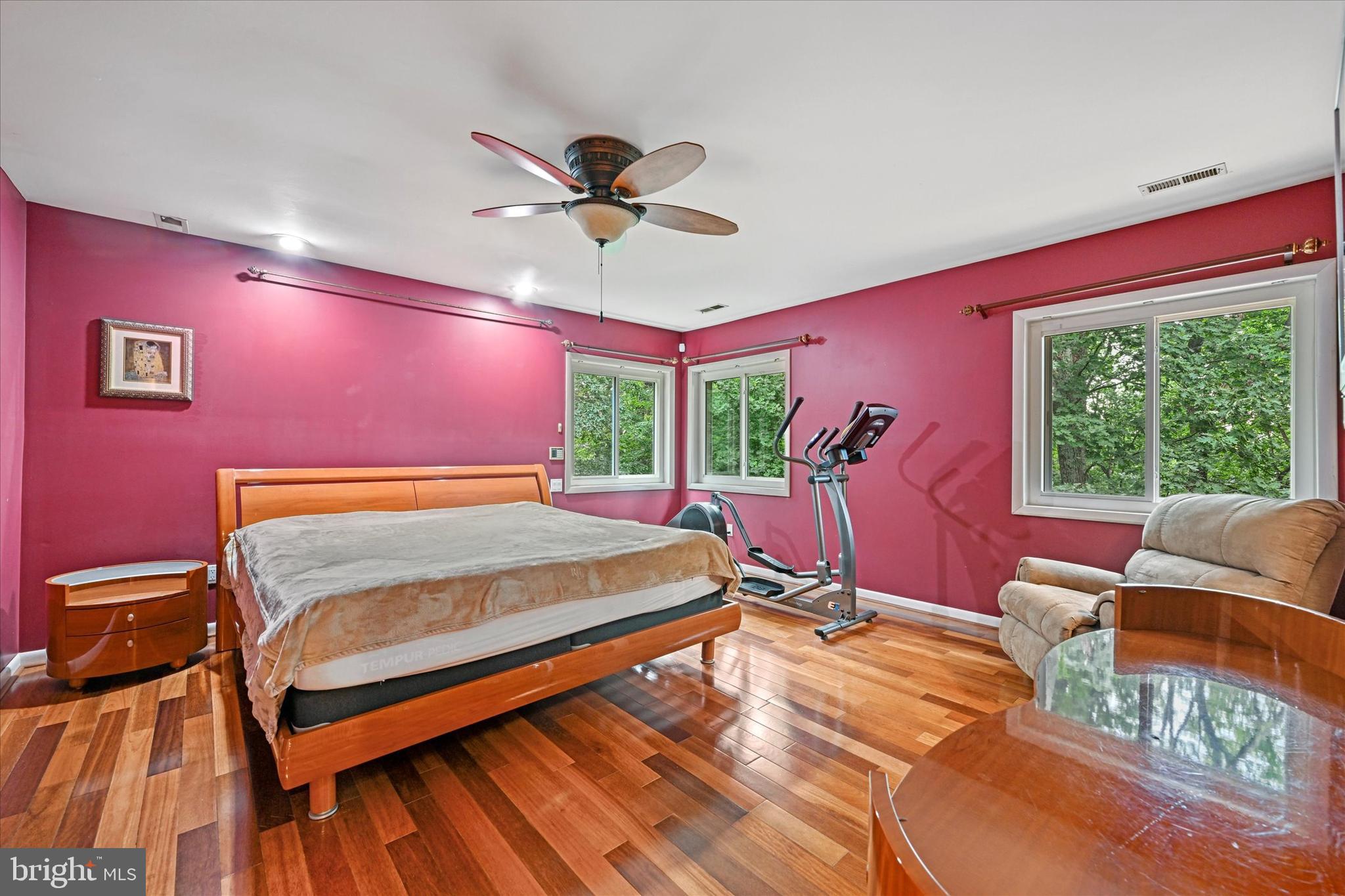 WORTHINGTON HILLSIDE II - Residential