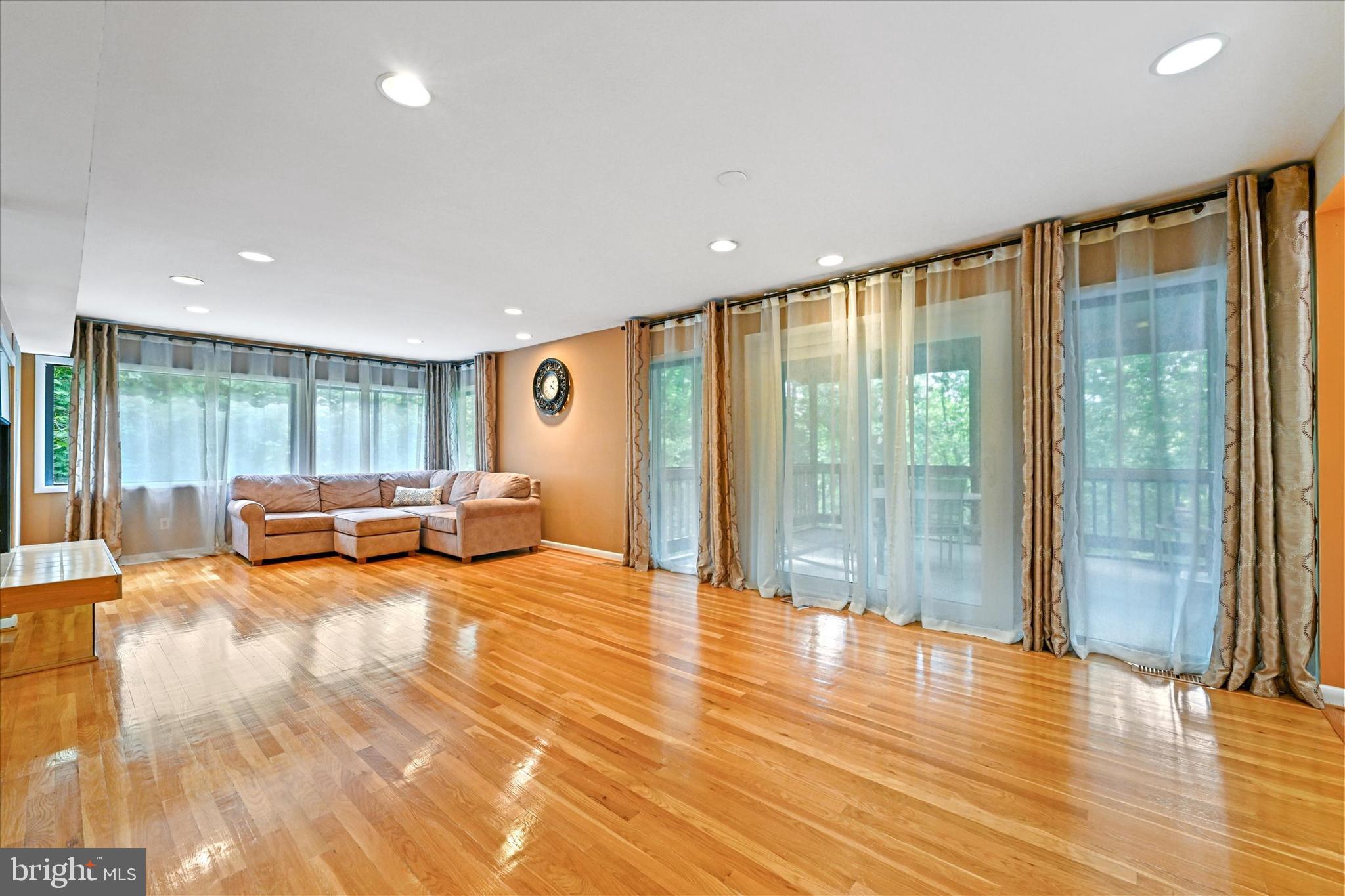 WORTHINGTON HILLSIDE II - Residential