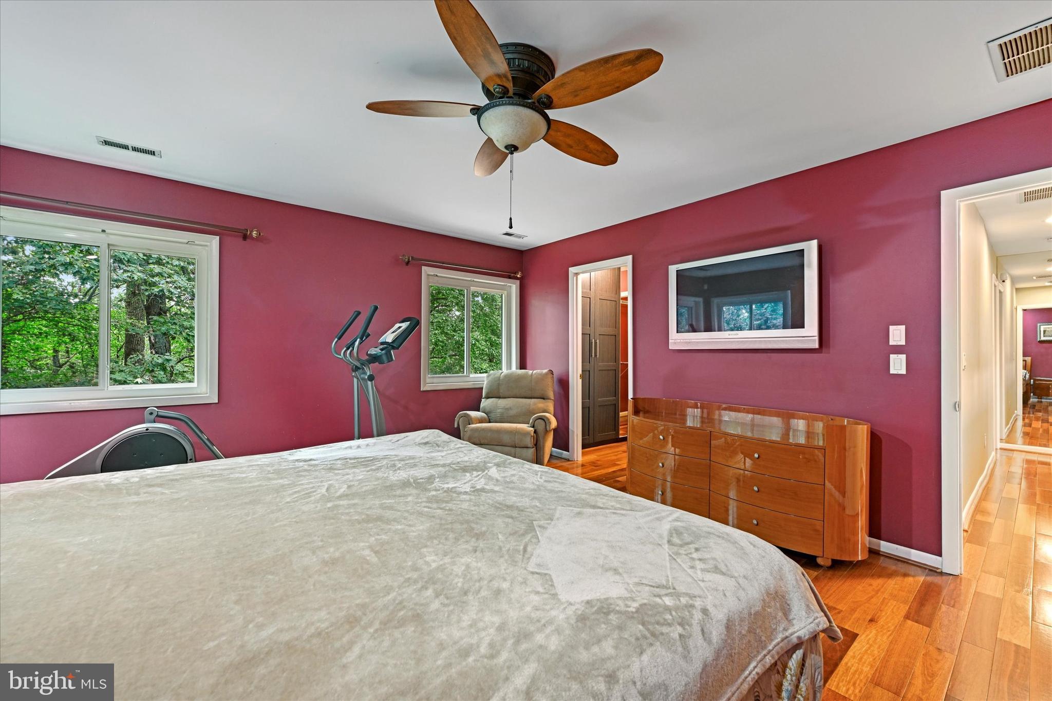 WORTHINGTON HILLSIDE II - Residential