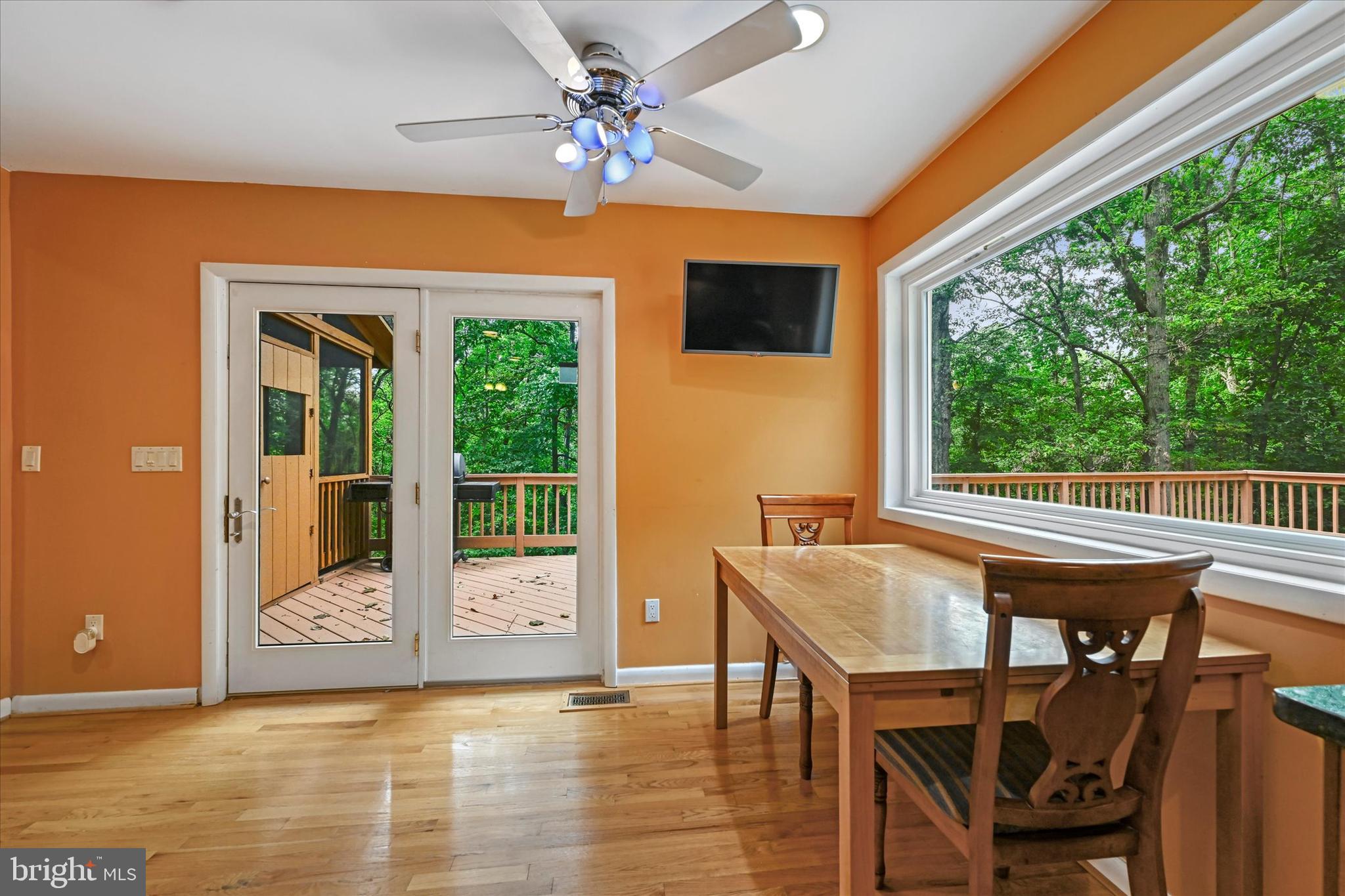 WORTHINGTON HILLSIDE II - Residential