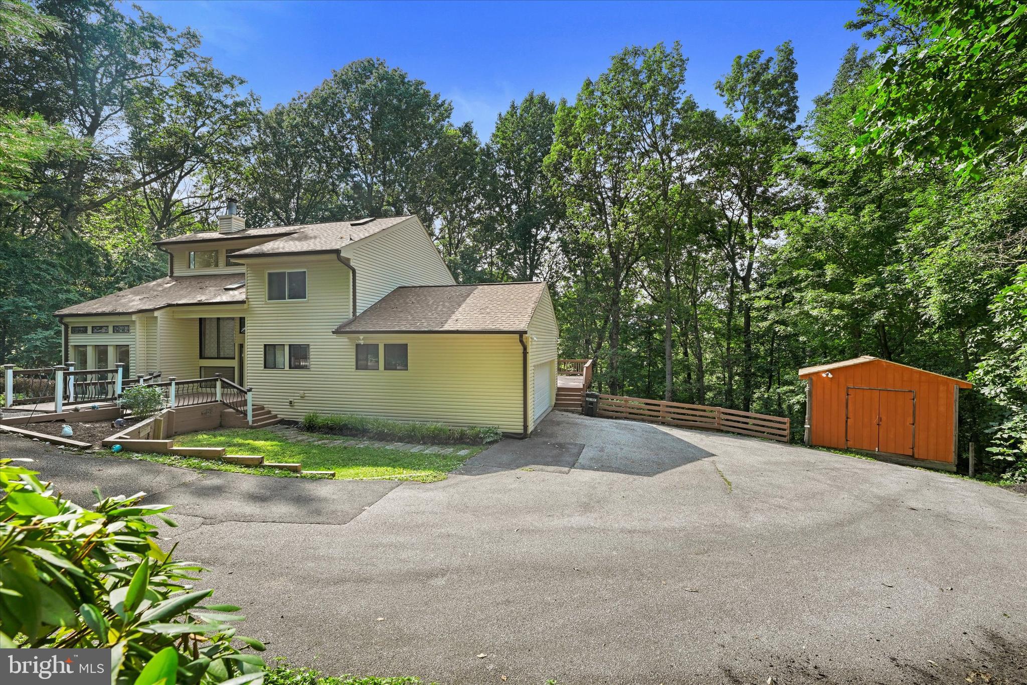 WORTHINGTON HILLSIDE II - Residential