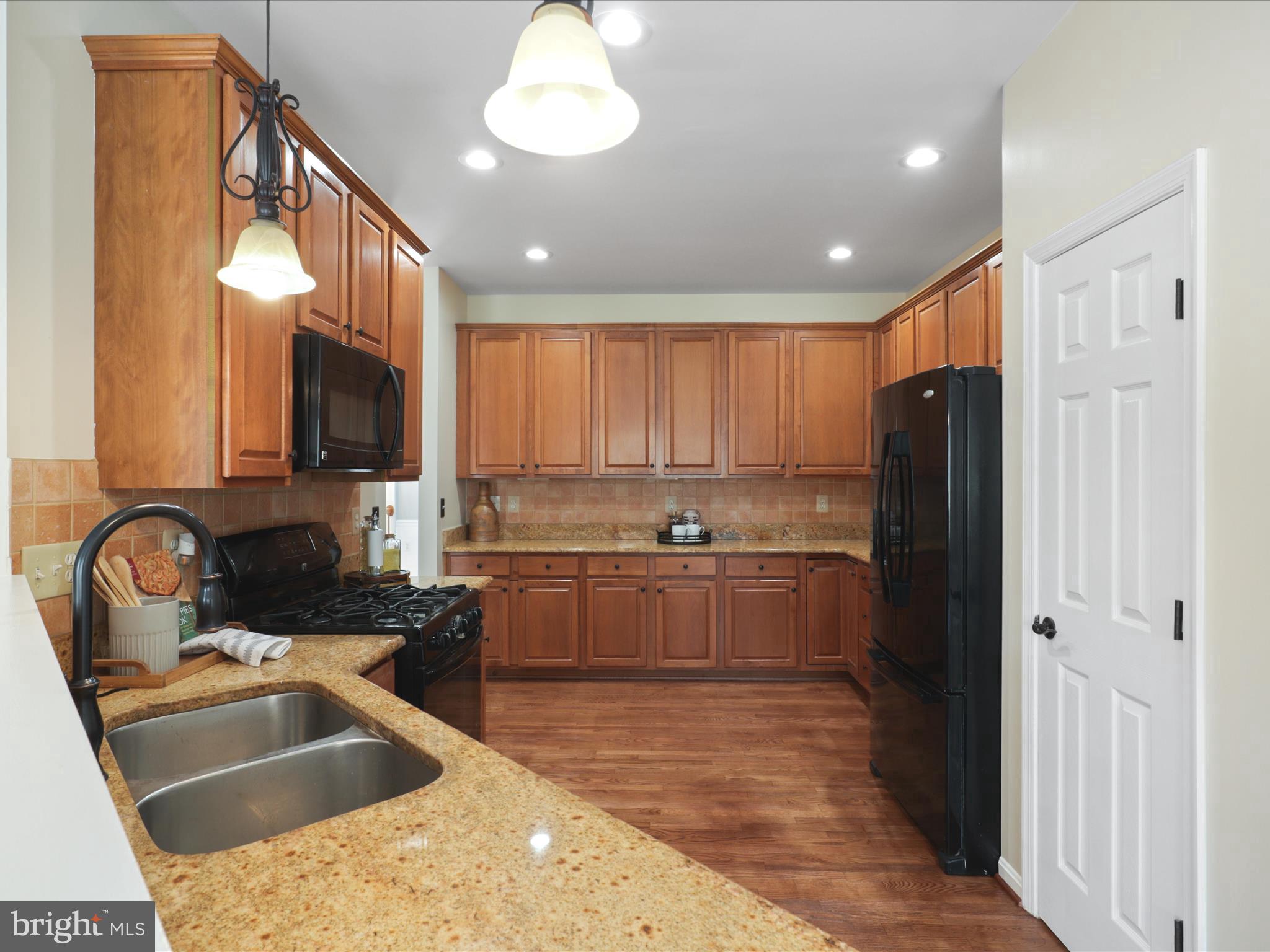 SPRING LAKES - Residential