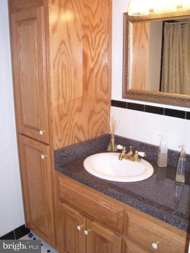 418 ARMISTEAD STREET N 103