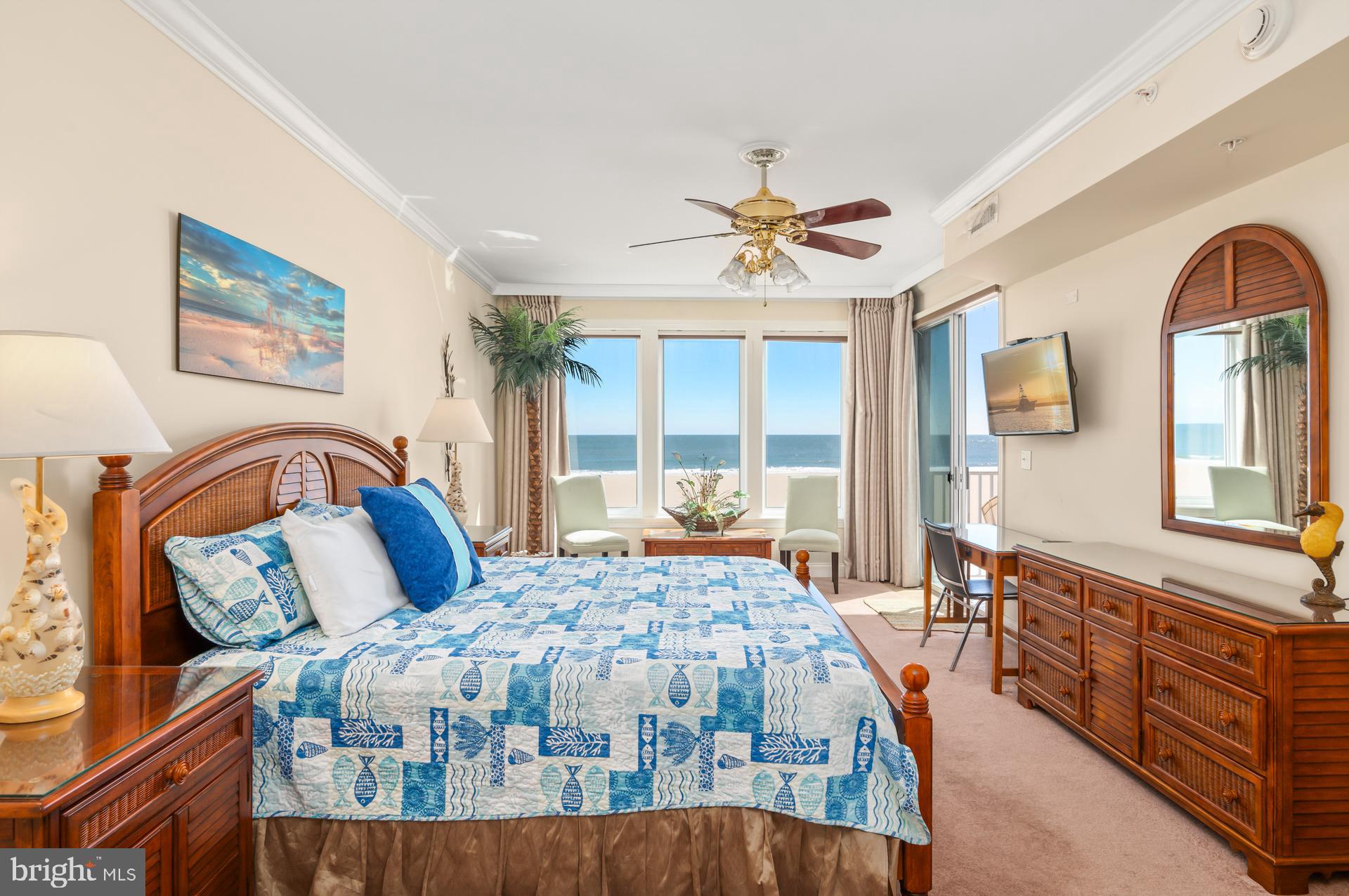 BELMONT TOWERS - Residential