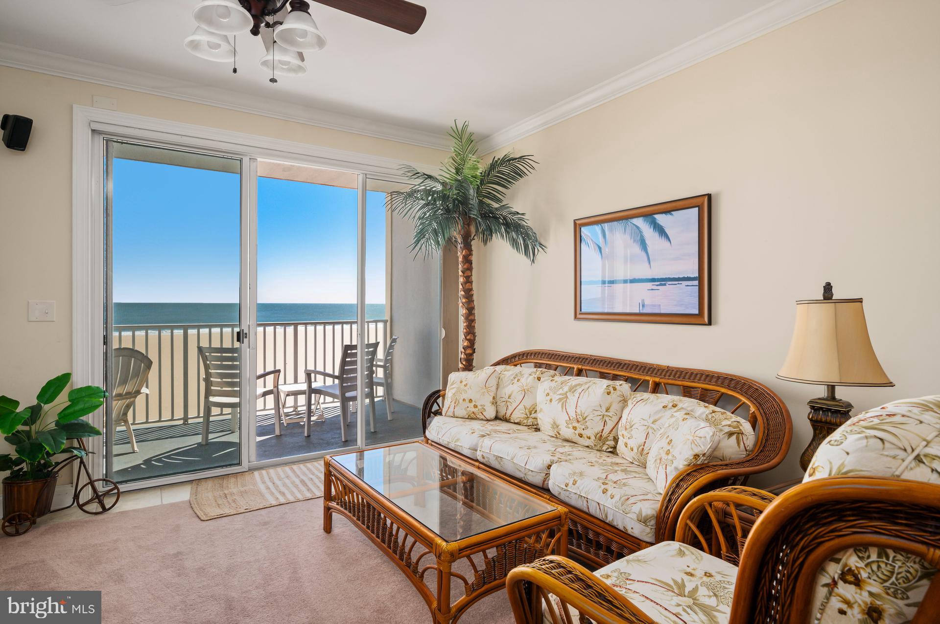 BELMONT TOWERS - Residential