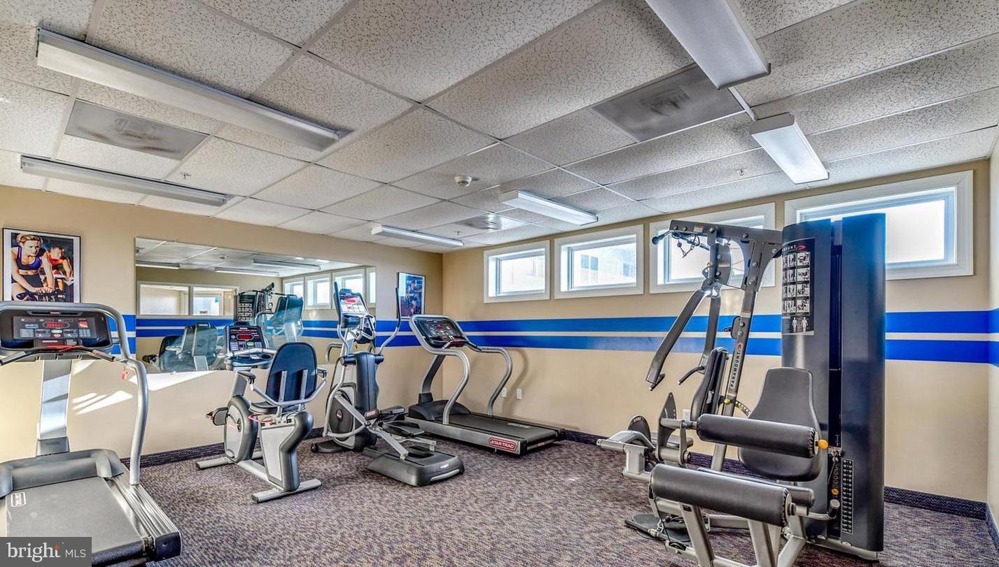 BELMONT TOWERS - Residential