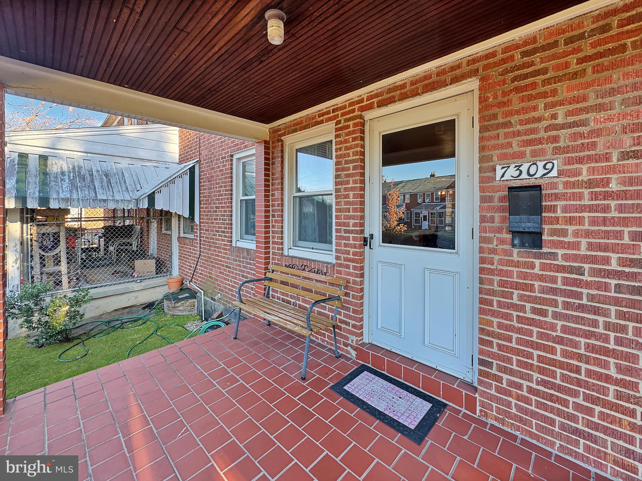 EASTWOOD - Residential