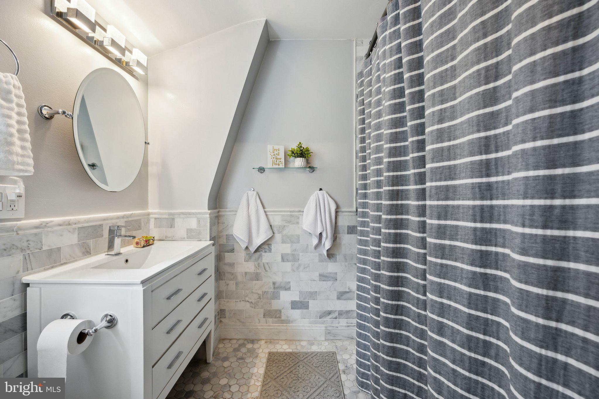 FOREST GLEN PARK - Residential