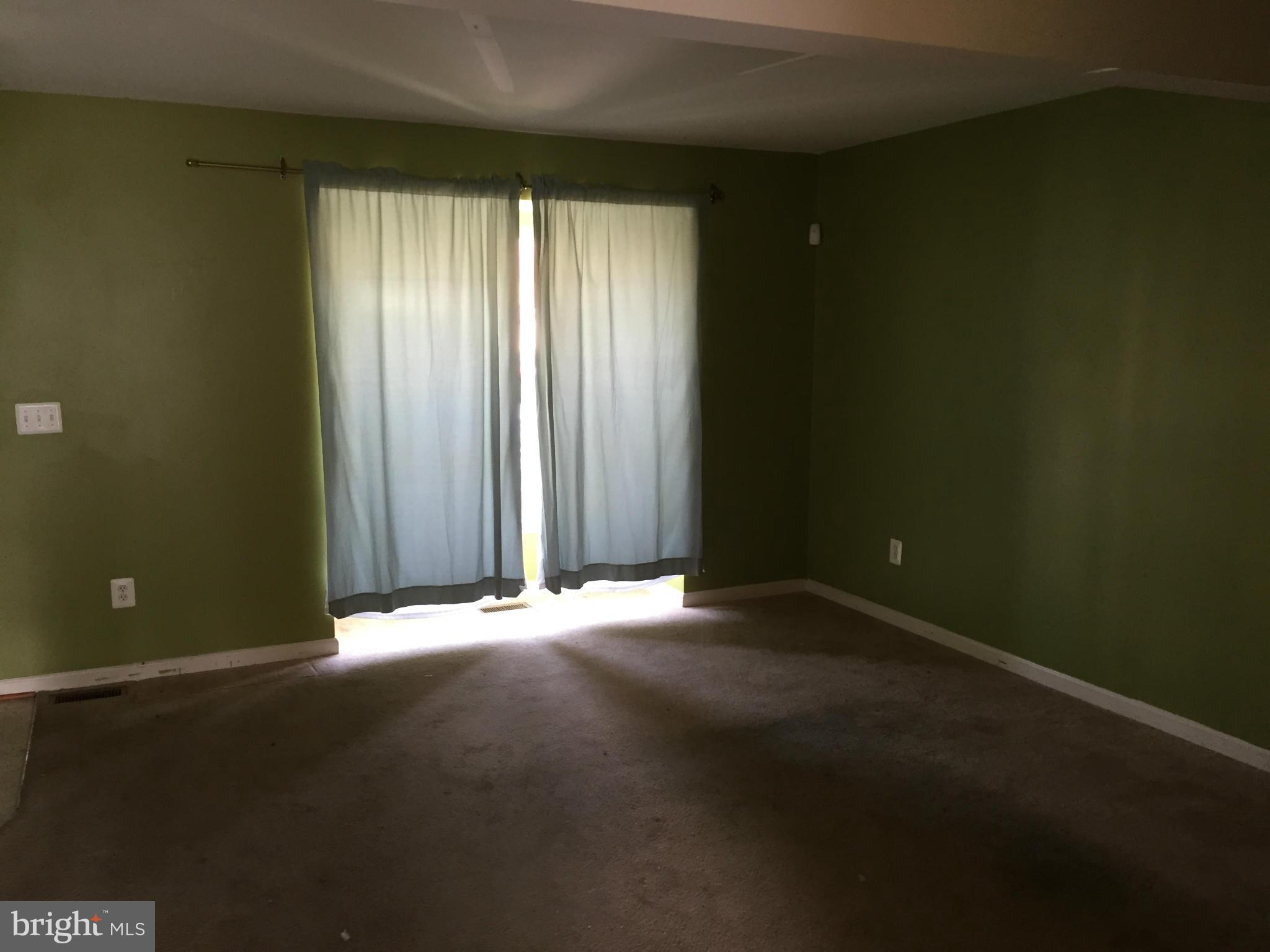 LAKELAND PLACE - Residential