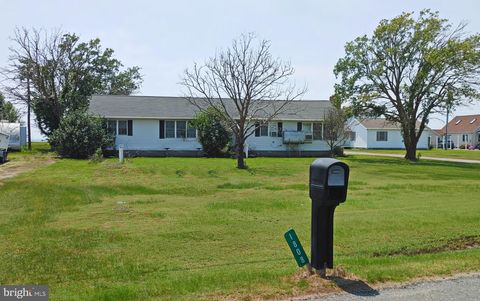 1808 HOOPERSVILLE ROAD FISHING CREEK MD 21634