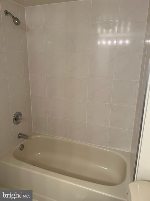 RENAISSANCE AT TYSONS - Residential