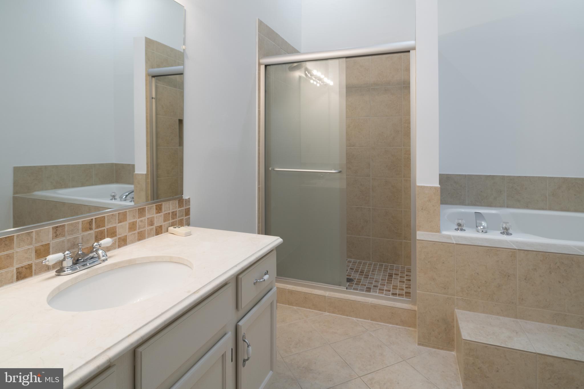 SINGLETONS GROVE - Residential