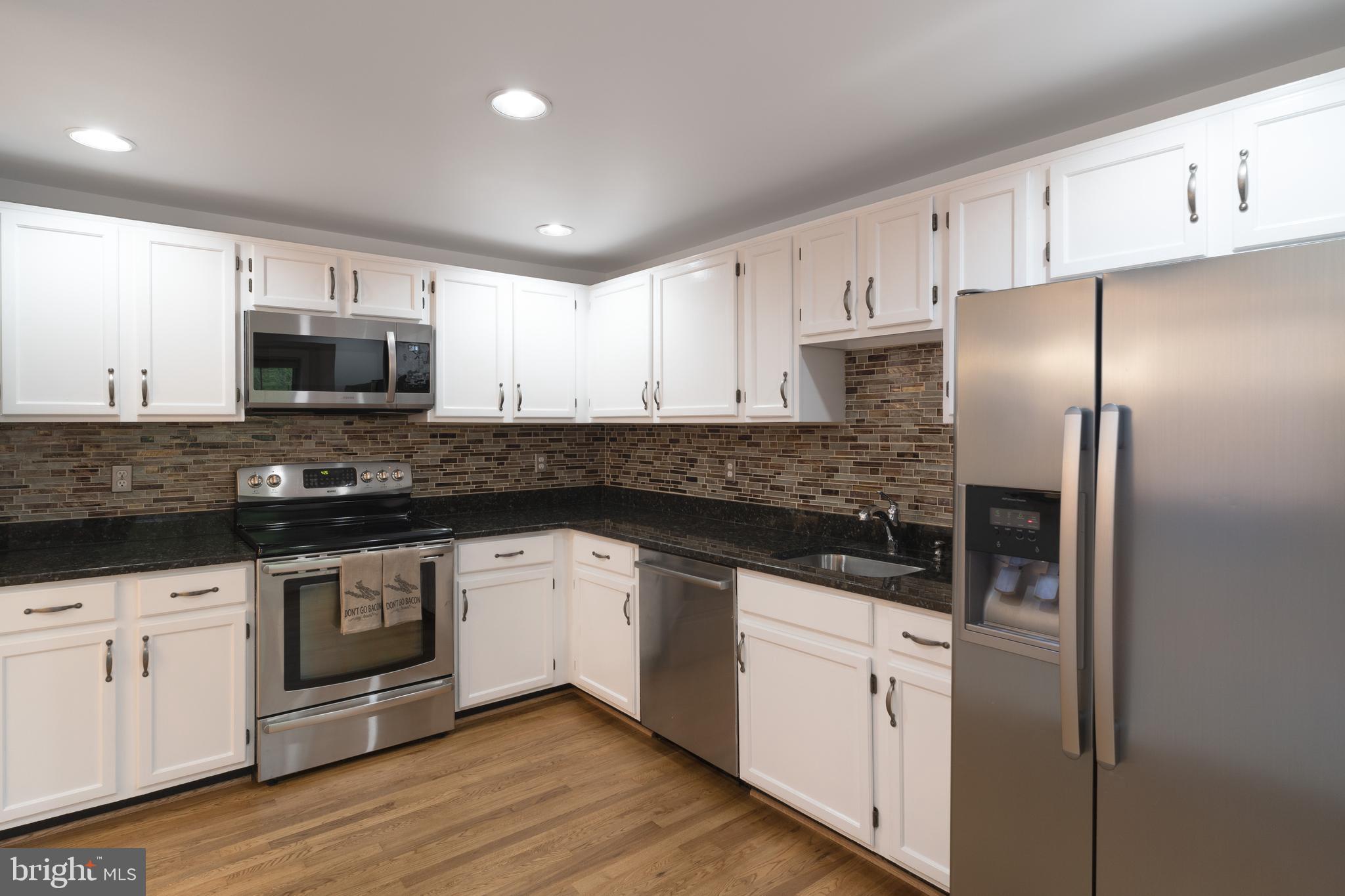 SINGLETONS GROVE - Residential