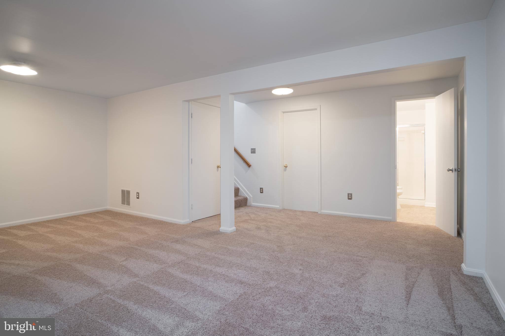 SINGLETONS GROVE - Residential