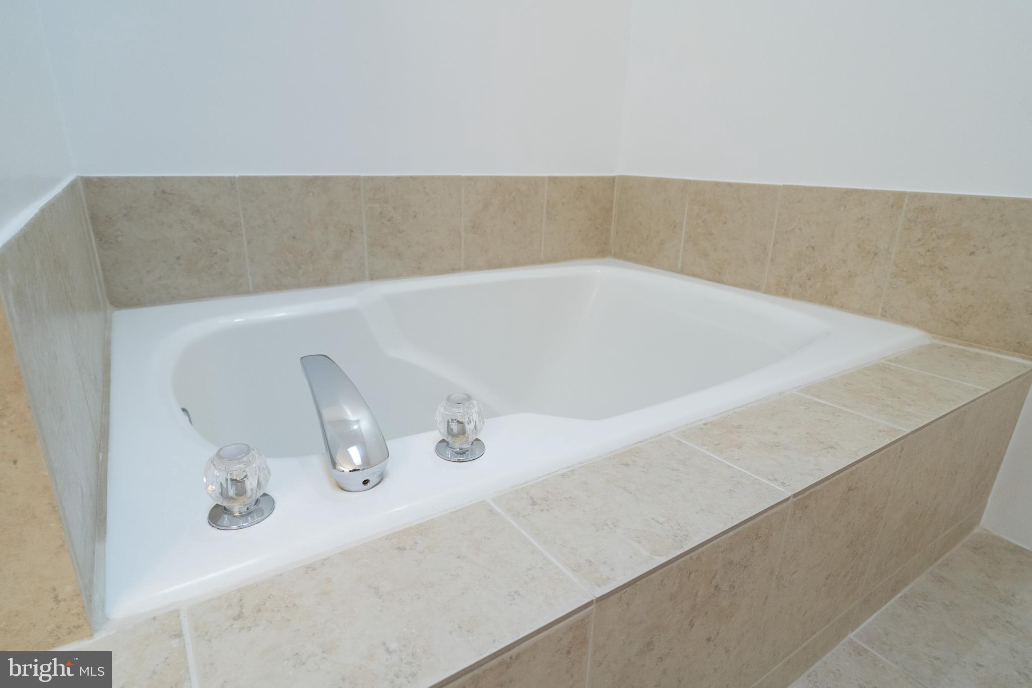 SINGLETONS GROVE - Residential