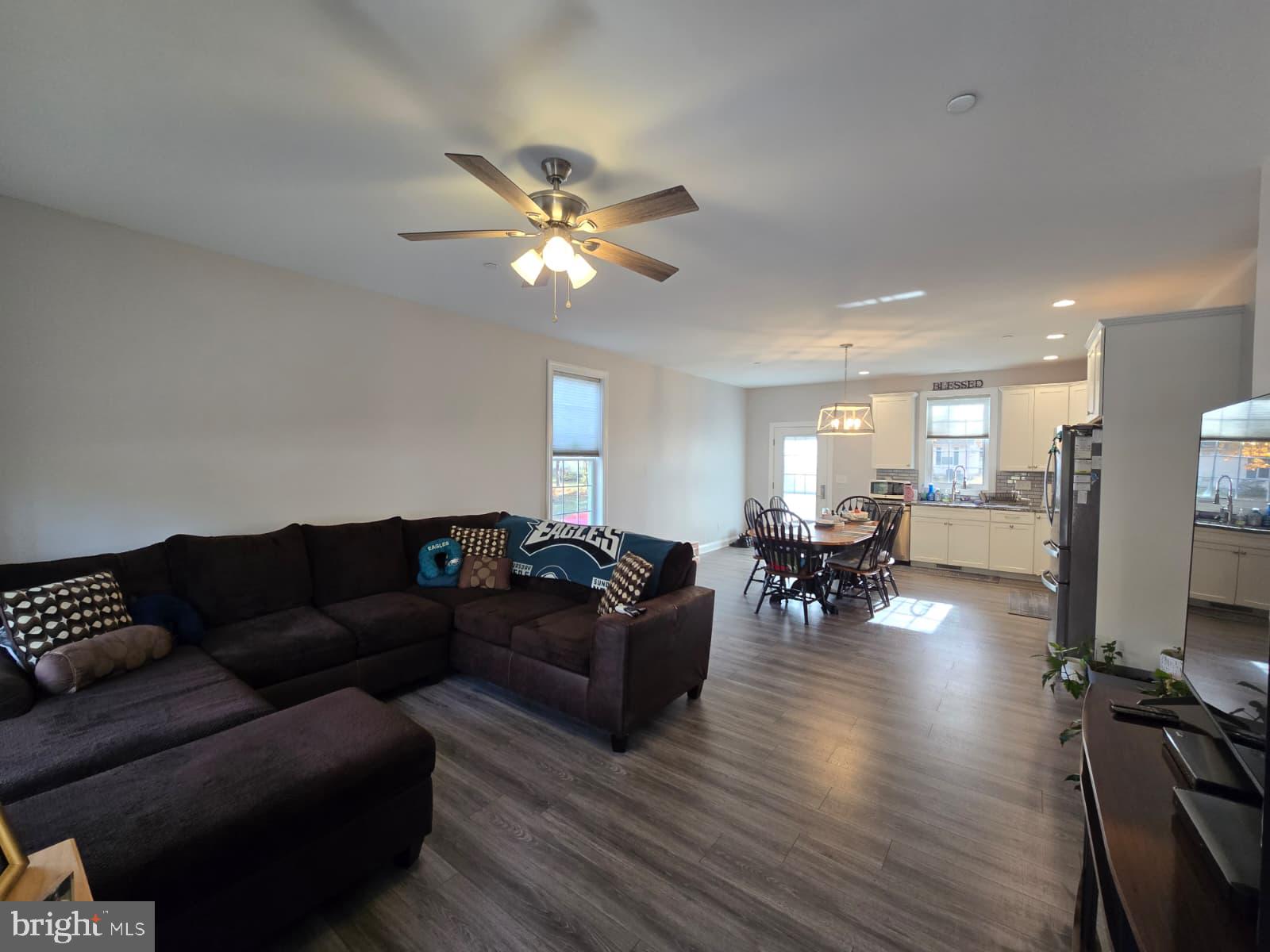 CRUMPTON - Residential