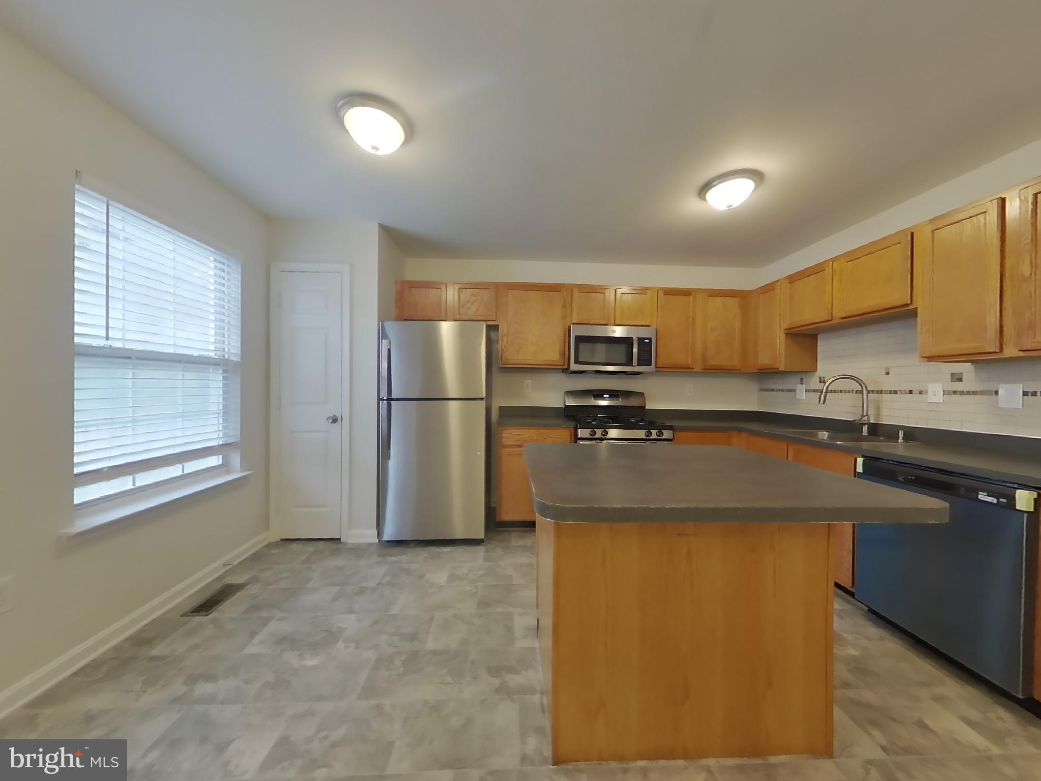 SOUTHWINDS SUB - Residential Lease