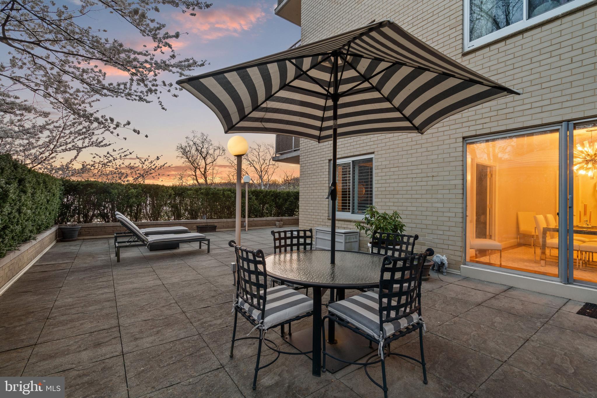 2801 NEW MEXICO AVENUE NW 204