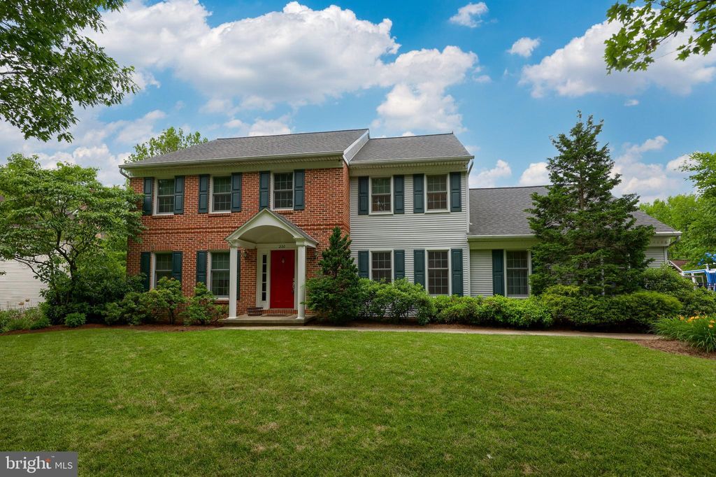 Photo of 220 Sturbridge Dr, WYOMISSING, PA 19610 (MLS # PABK2067494)