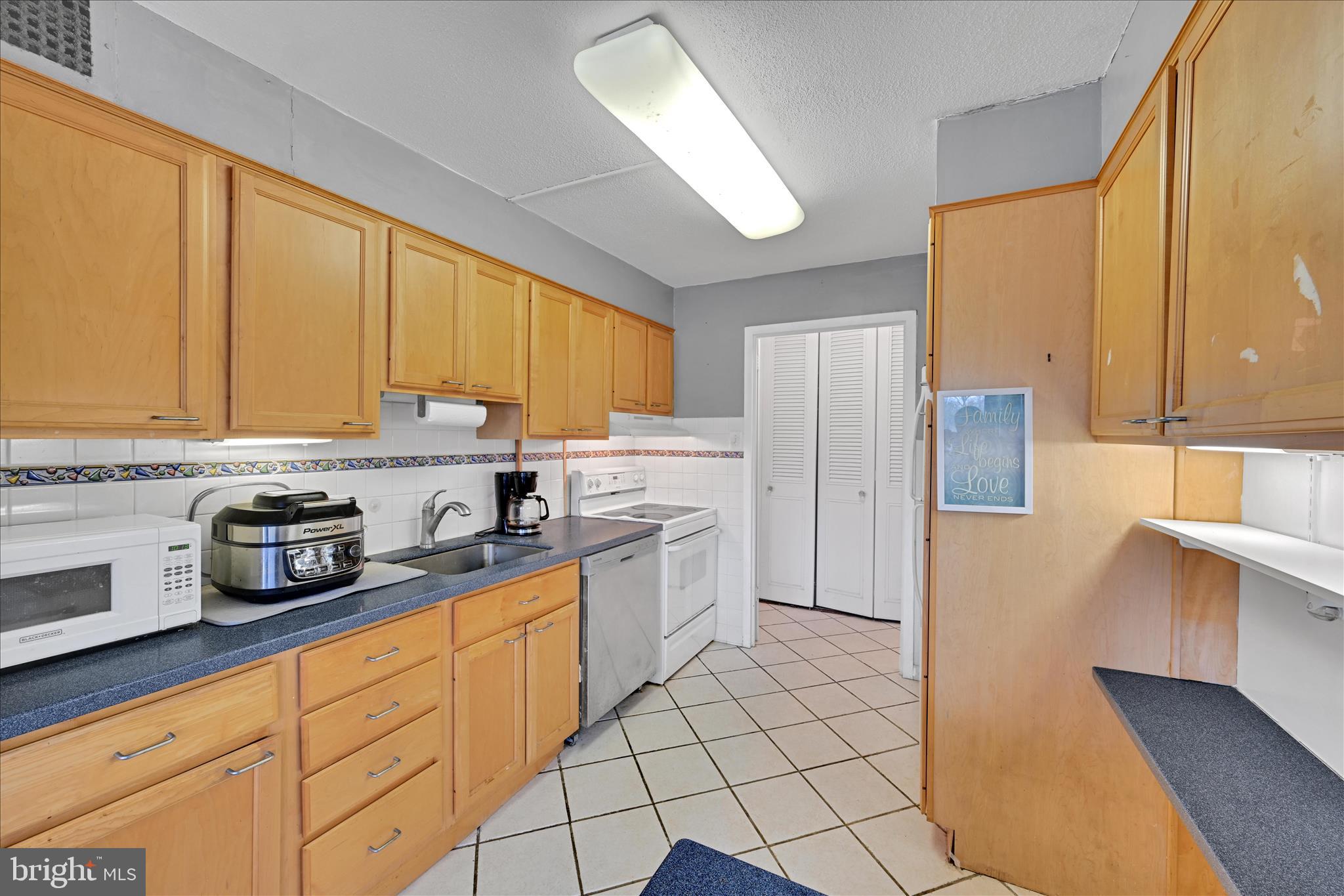 GREEN HILL - Residential