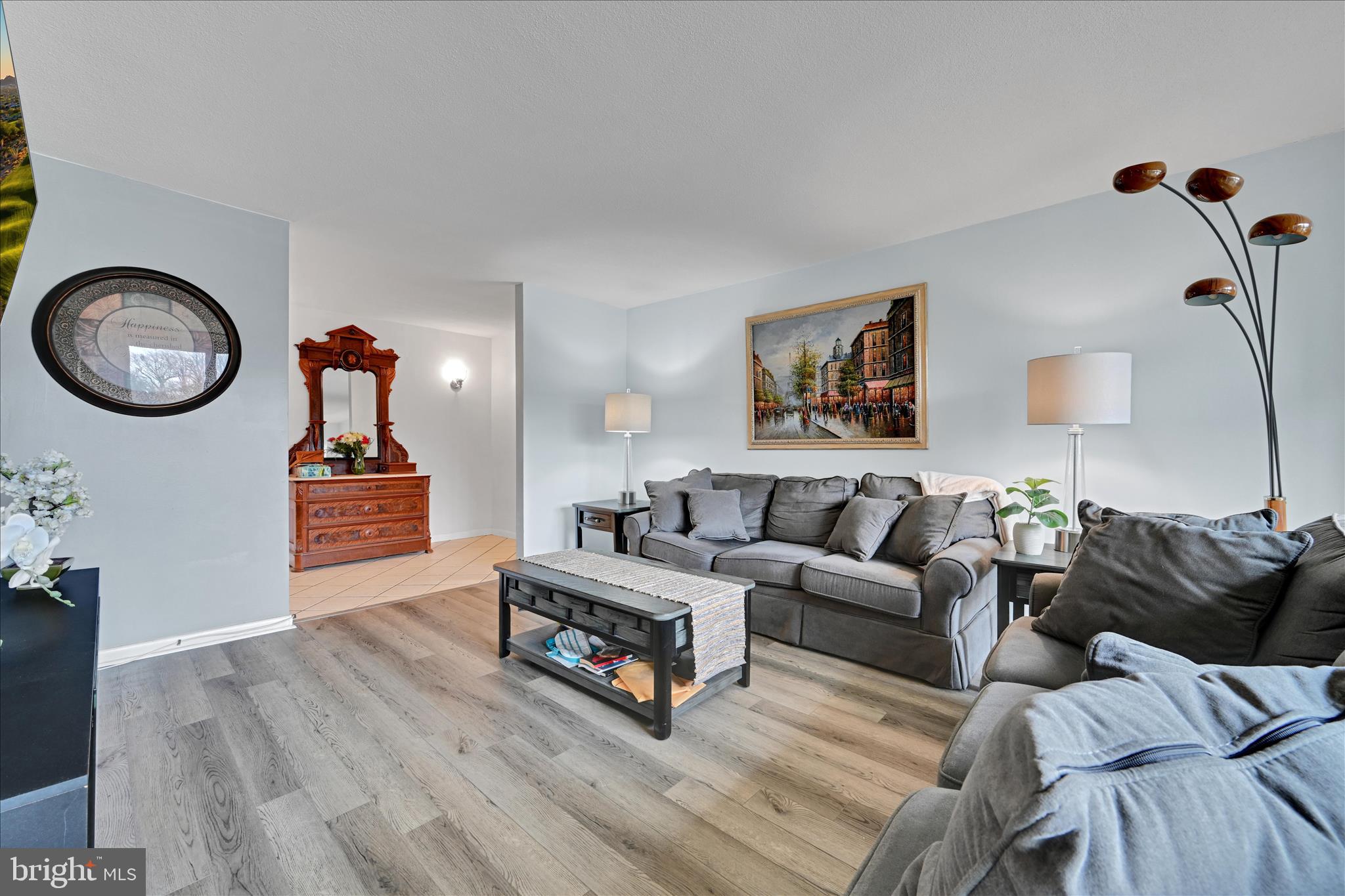 GREEN HILL - Residential