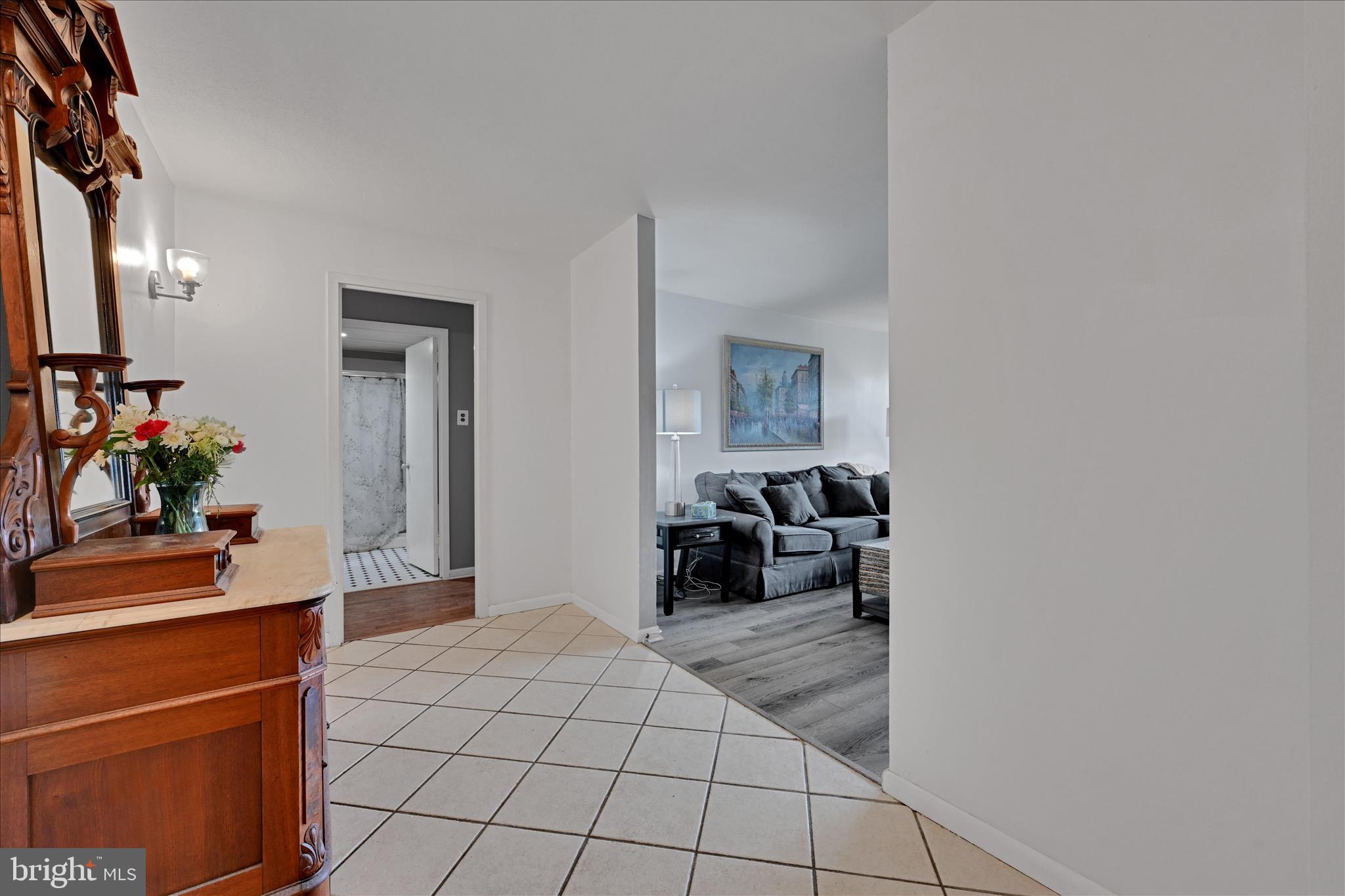 GREEN HILL - Residential