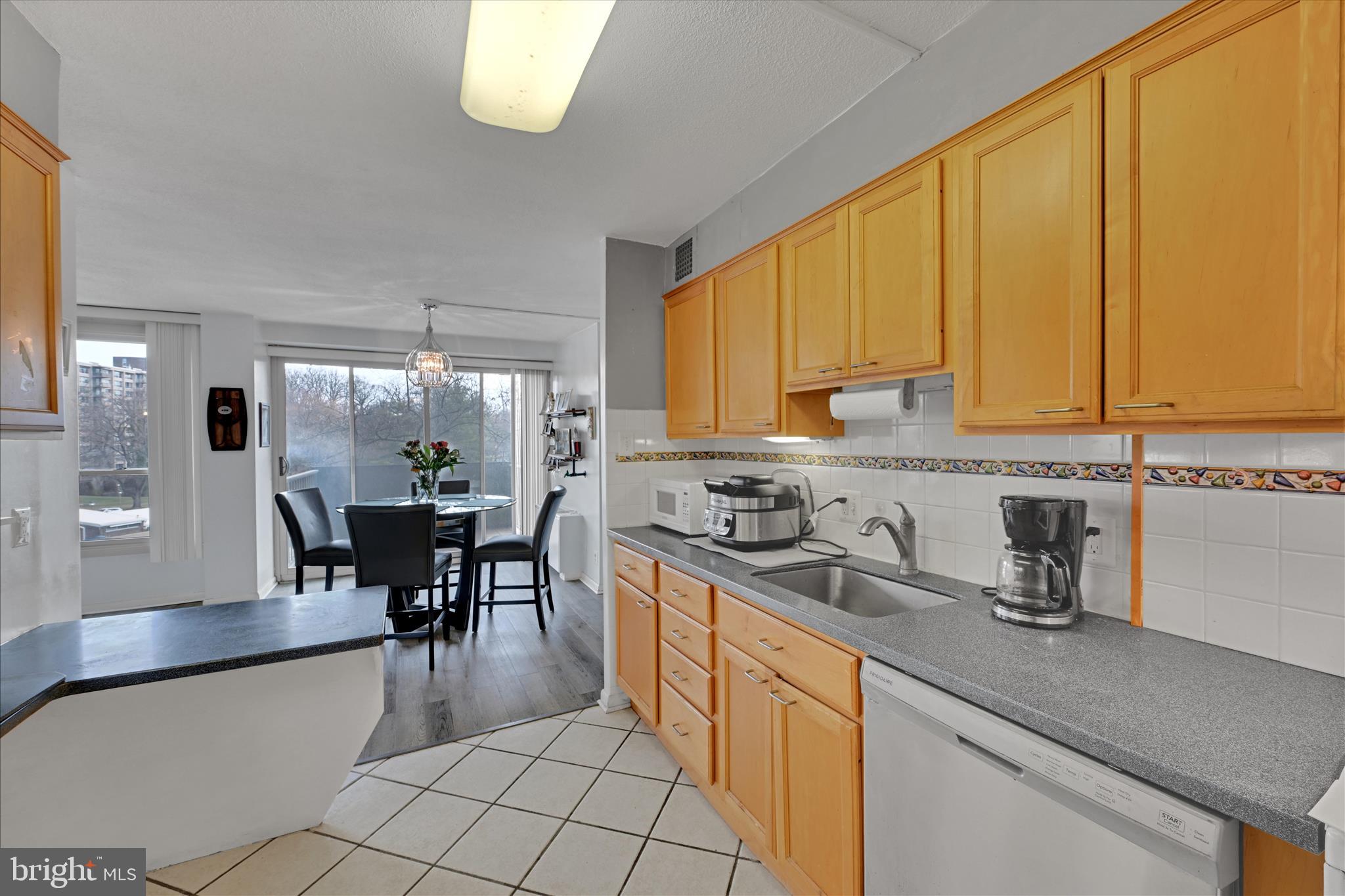 GREEN HILL - Residential