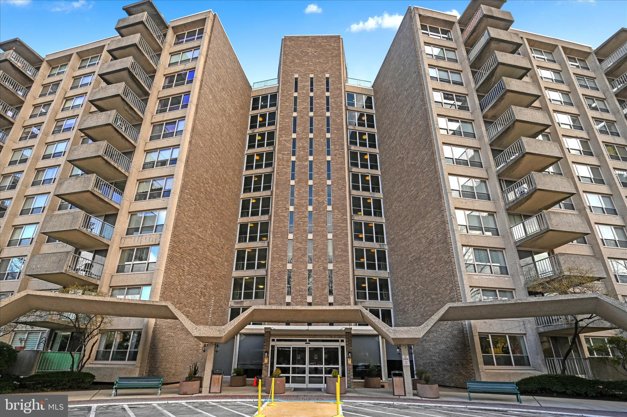 GREEN HILL - Residential